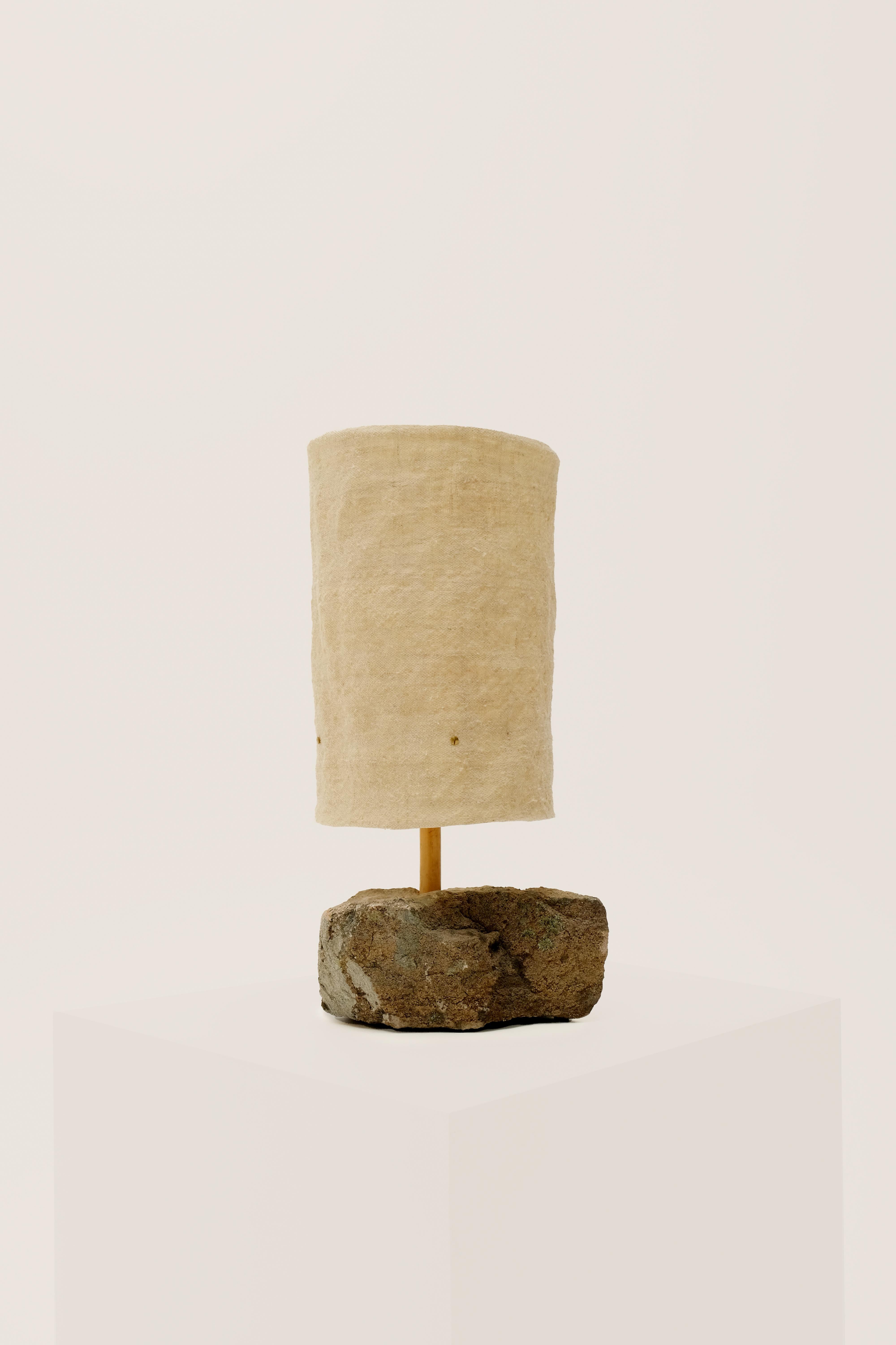 Hjra Table Lamp, Handspun and Handwoven wool lampshade, Made of Rock and Reed For Sale 5