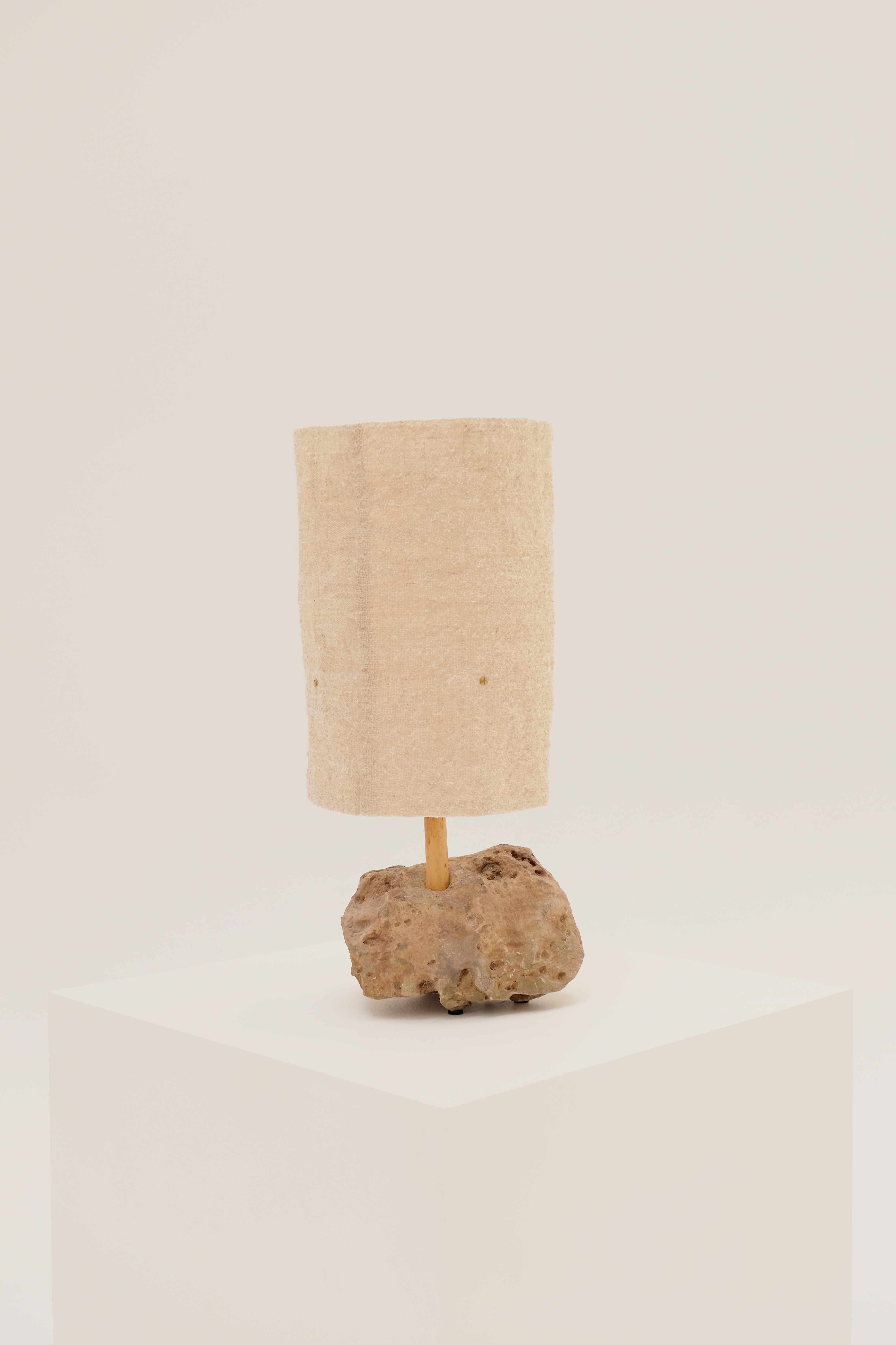 Hjra Table Lamp, Handspun and Handwoven wool lampshade, Made of Rock and Reed For Sale 6