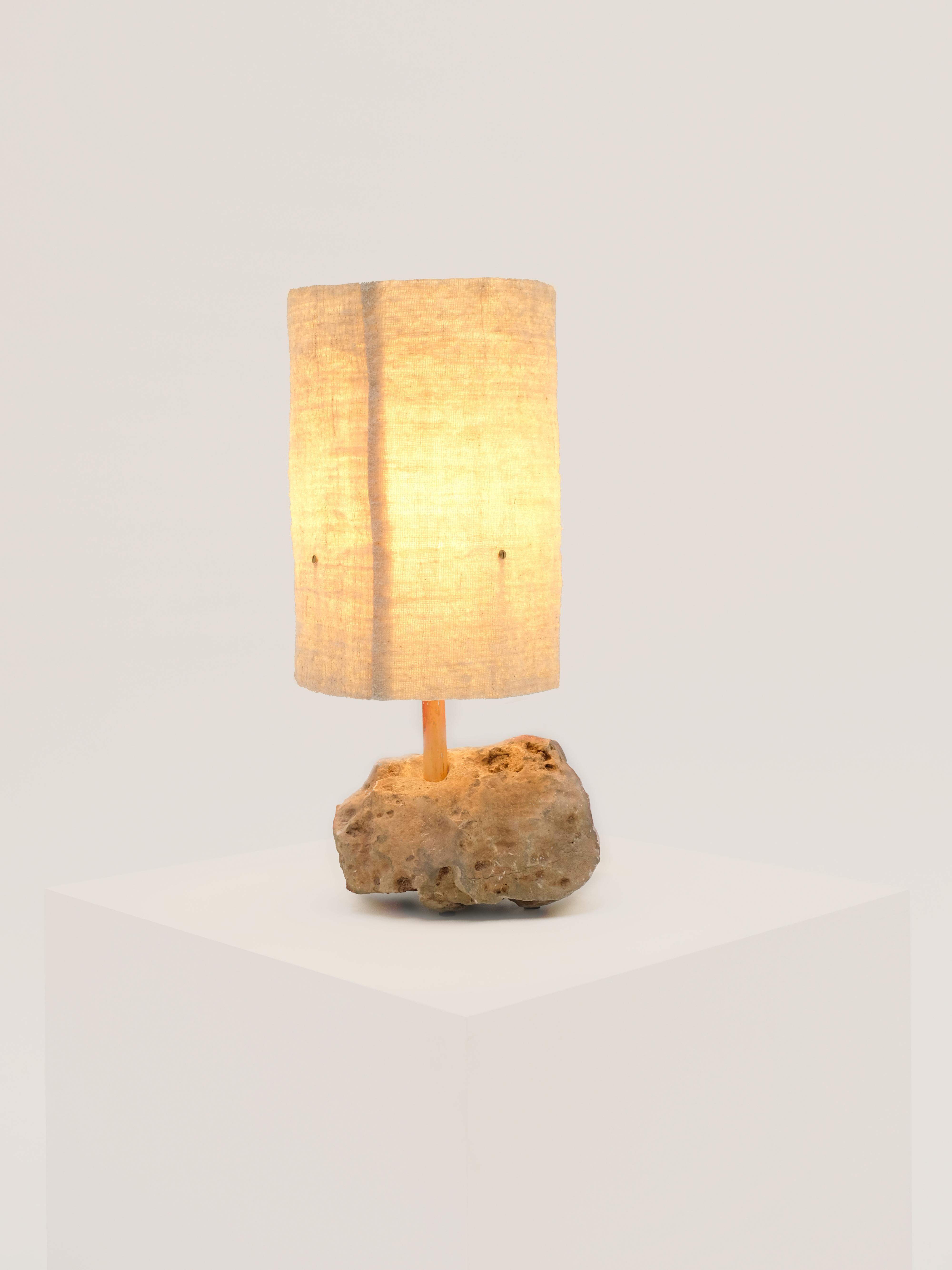 Hand-Crafted Hjra Table Lamp, Handspun and Handwoven wool lampshade, Made of Rock and Reed For Sale