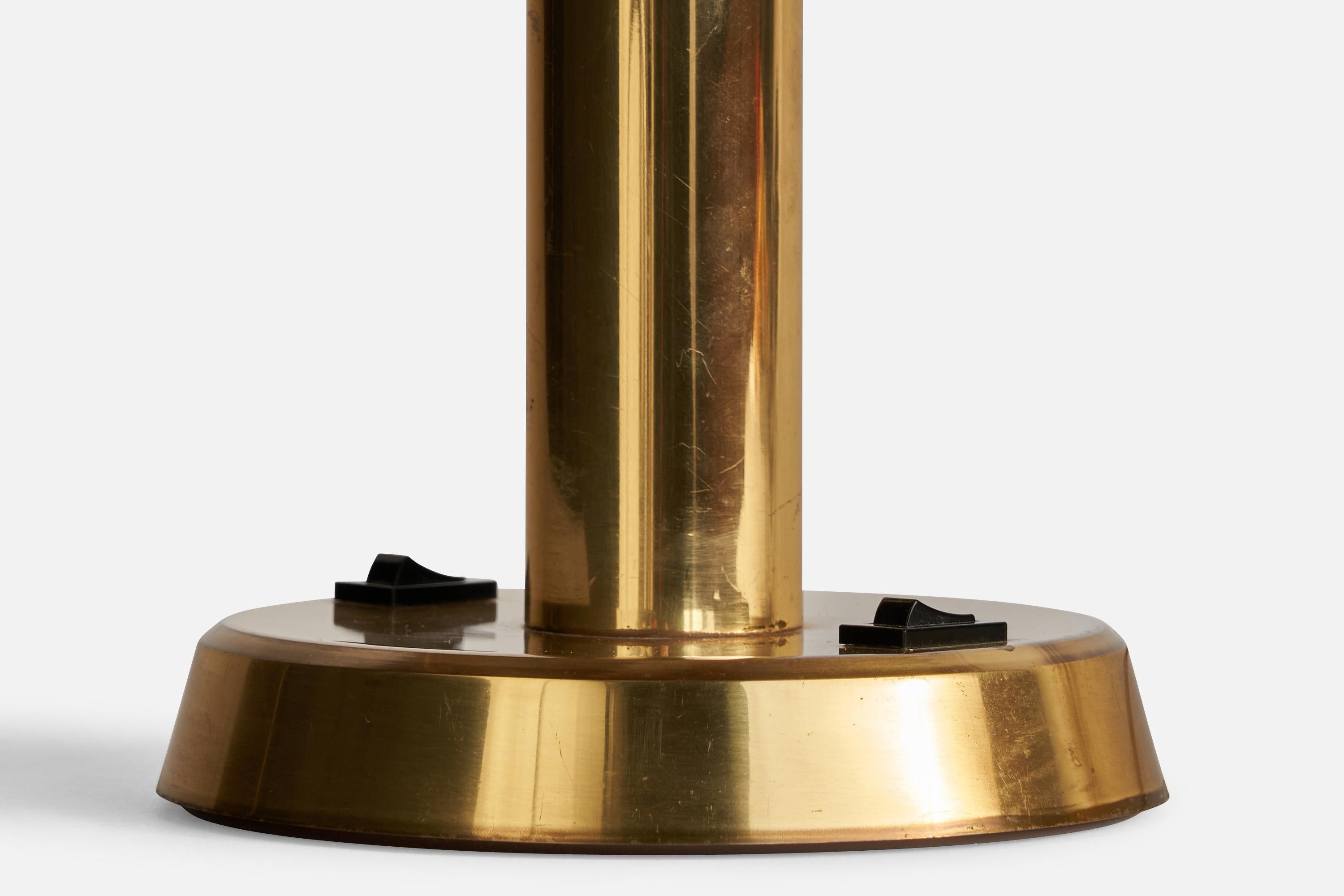 HK Aro, Sizeable Table Lamp, Brass, Reed, Finland, 1960s For Sale 1