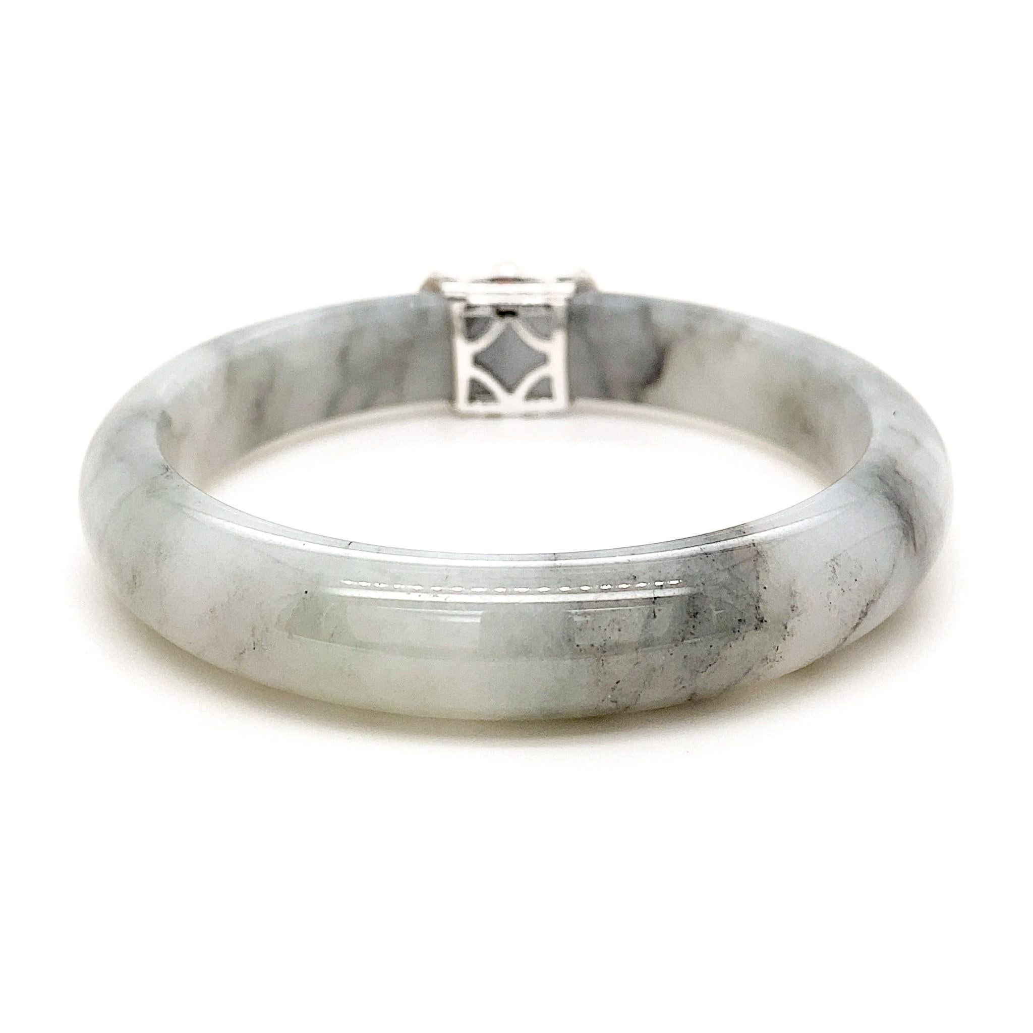 Certified Jade 'Nocturna' Bangle by Dilys' in 18K Black & White Gold For Sale 1