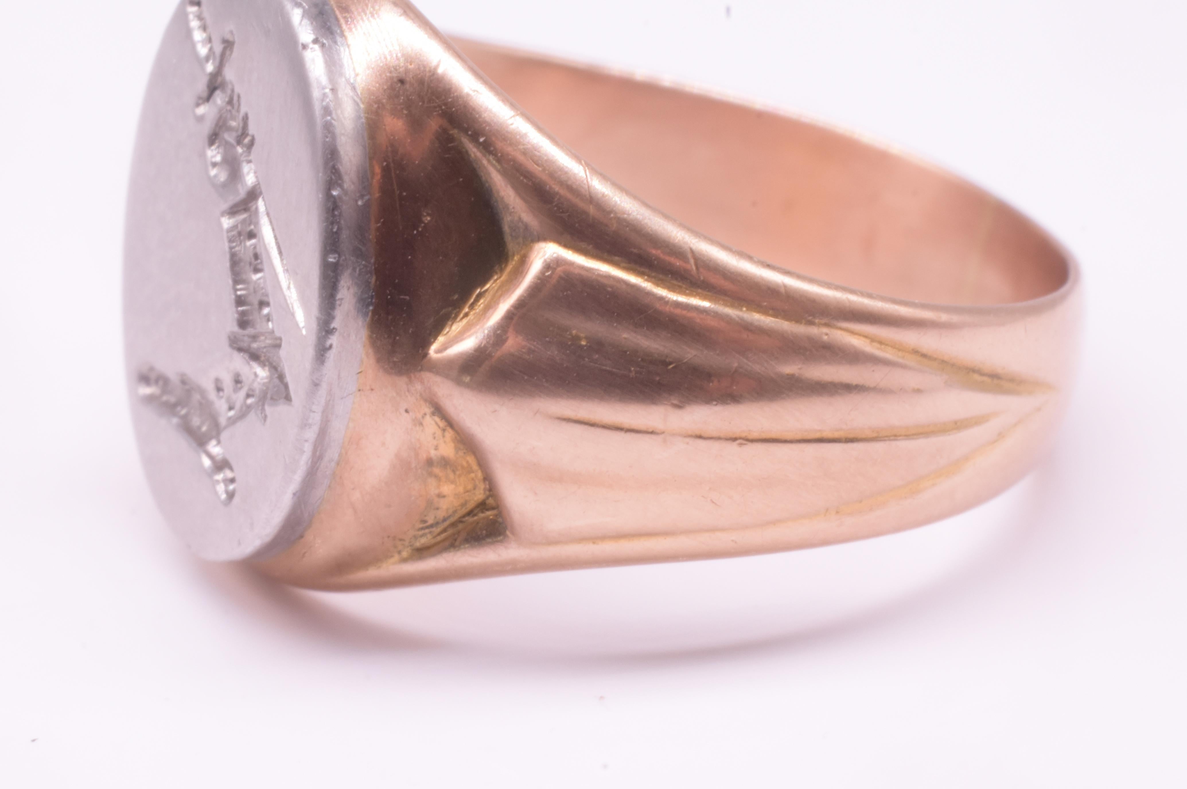 HM 1989 18K and Platinum Signet Ring of Armoured Arm Grasping Sword For Sale 11