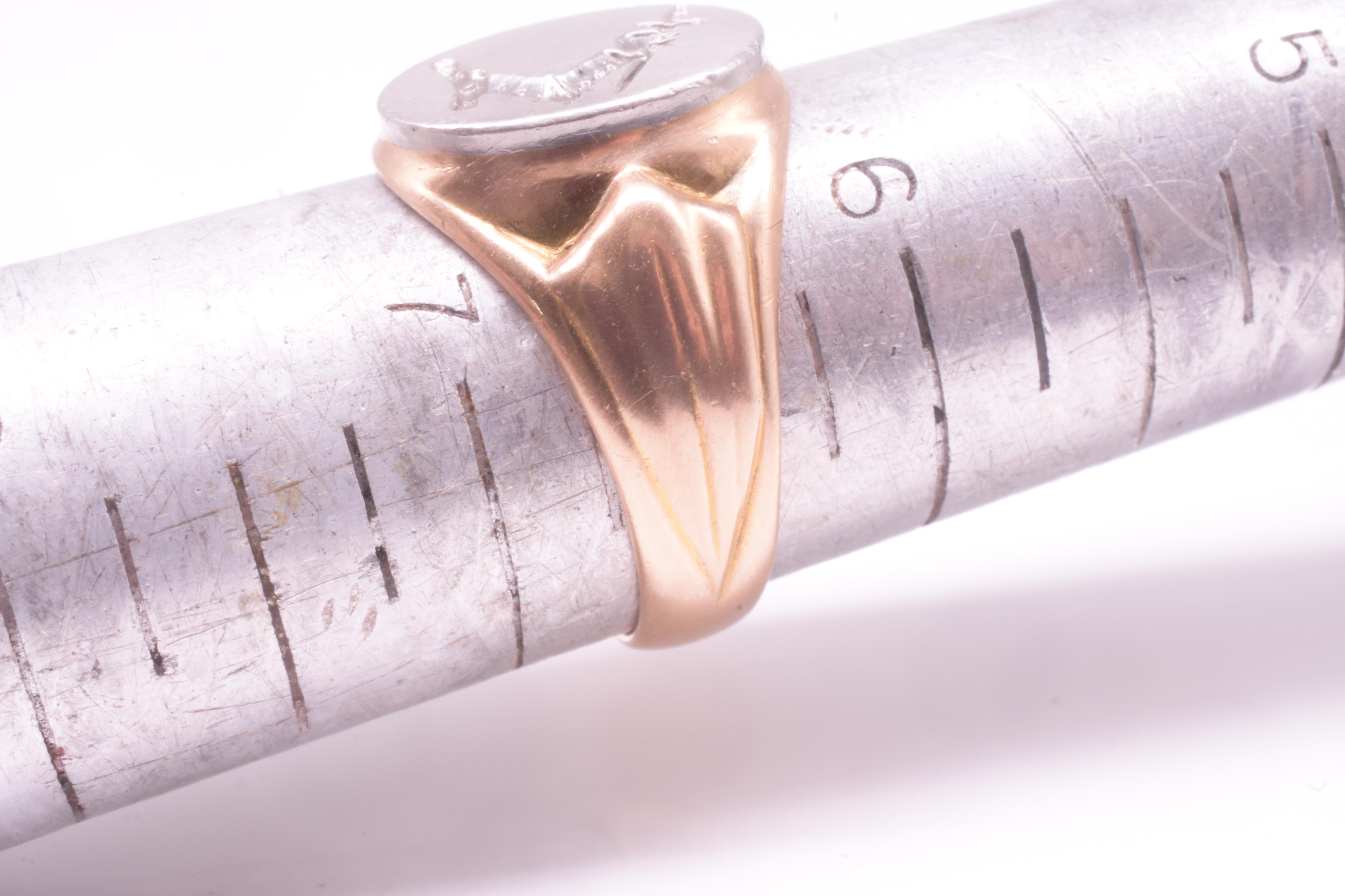 HM 1989 18K and Platinum Signet Ring of Armoured Arm Grasping Sword For Sale 13