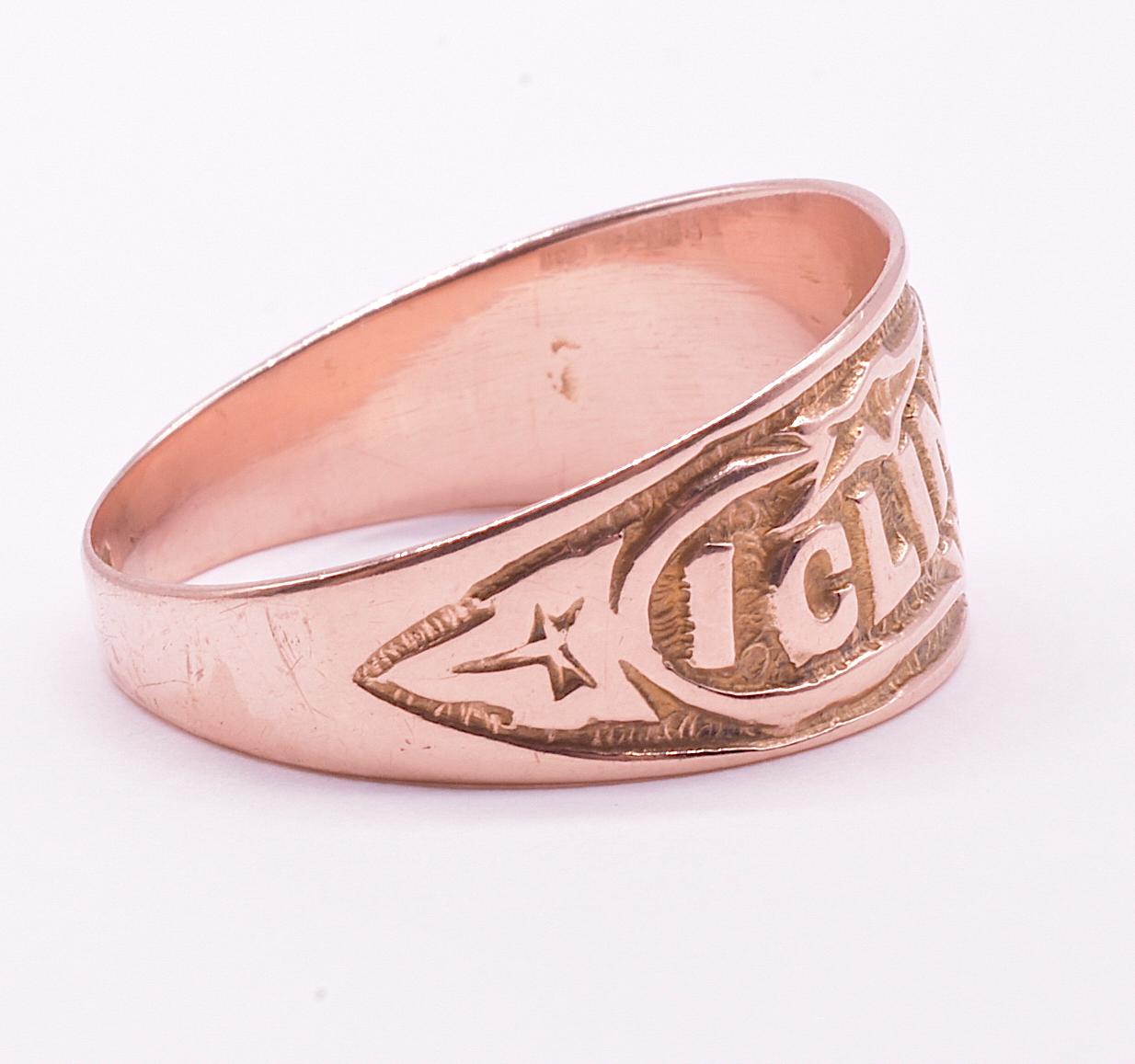 HM Chester 1909, 9K „I Cling to Thee“ Sentimental Message Ring (Viktorianisch)