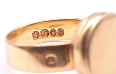 HM London 1863 18K Poison Ring