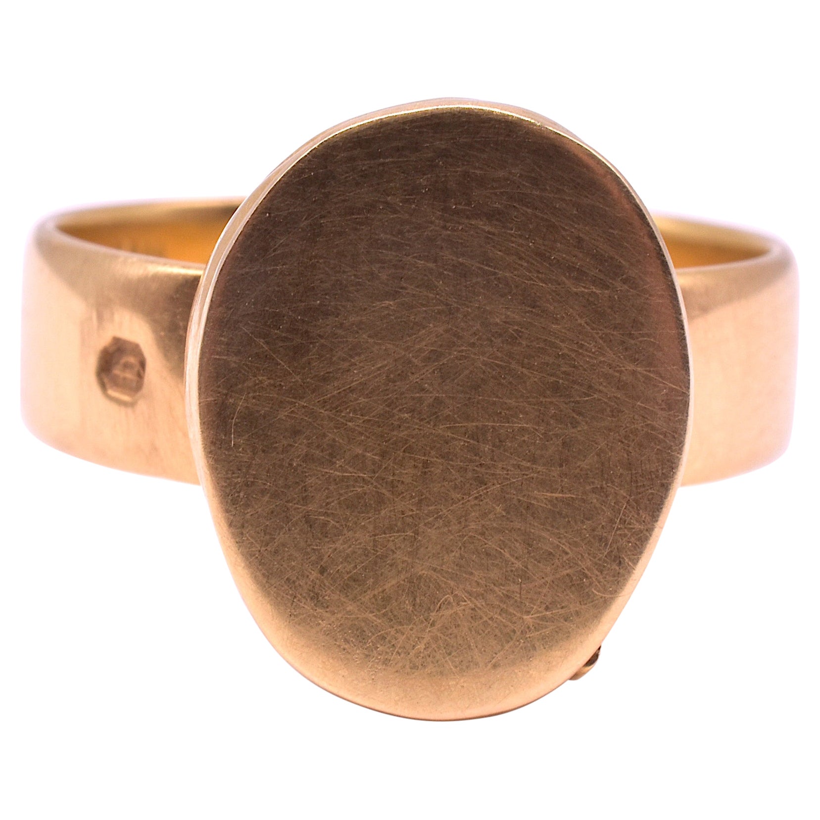 HM London 1863 18K Poison Ring