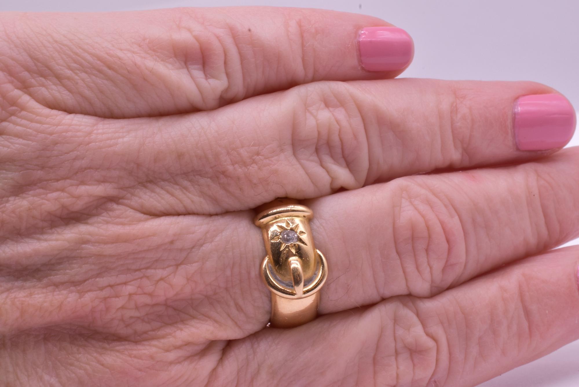 HM London 1894 18K Schnallenring mit sternbesetzten Diamanten 6
