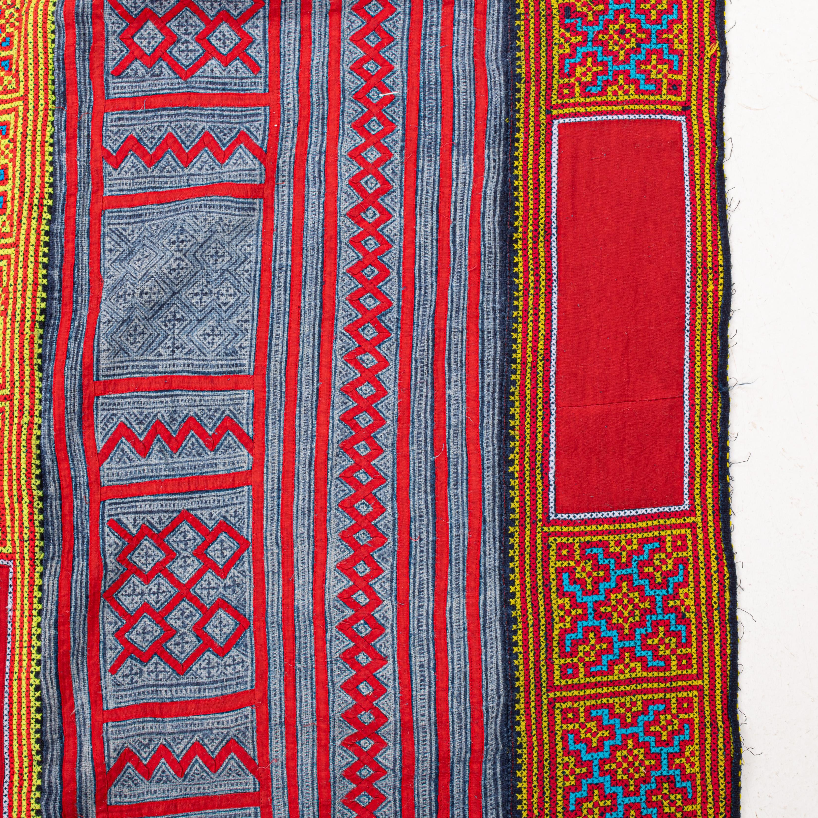 Hmong Batik and embroidery  cover from South East Asia, mid 20th C. For Sale 5