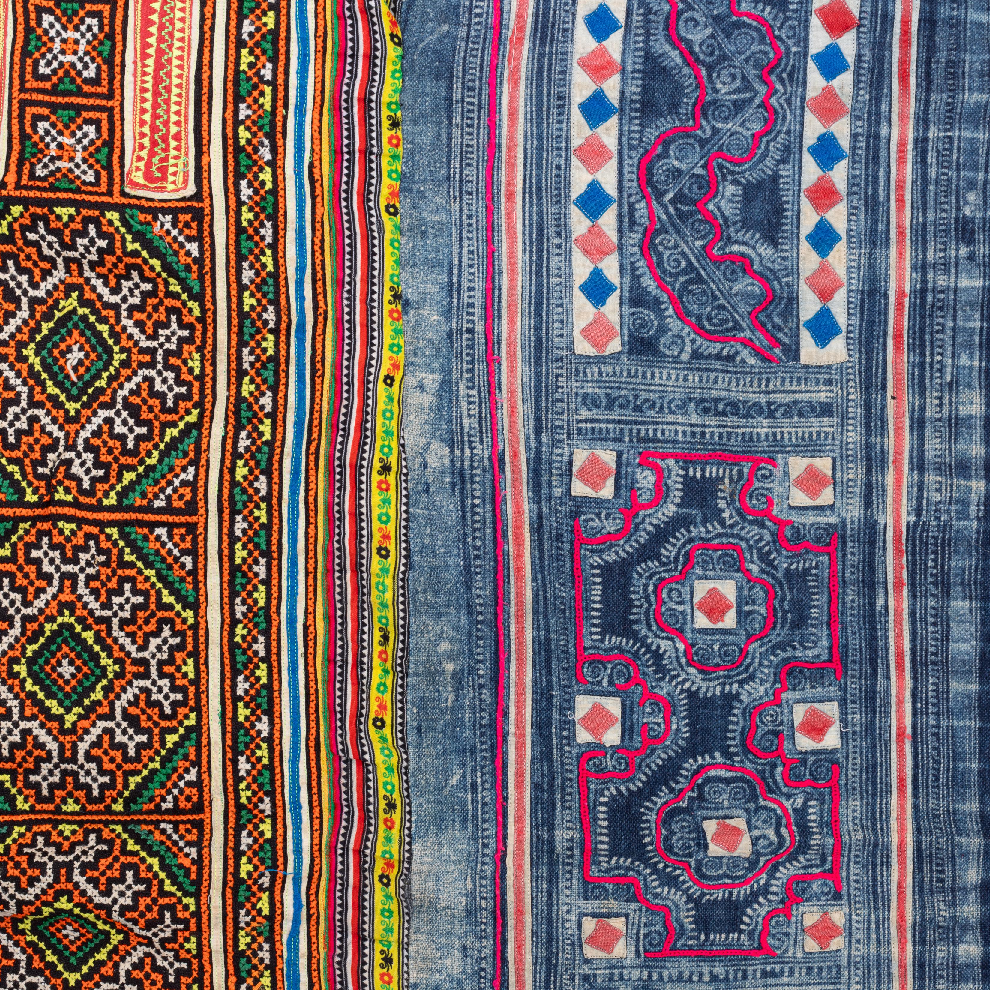 Batik und Stickerei Hmong  Cover aus Südostasien, Mitte des 20. Jahrhunderts. im Angebot 2