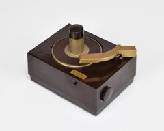 HMV Model 2107 (RCA 45-J) 45 rpm record player turntable, bakelite 1950s classic