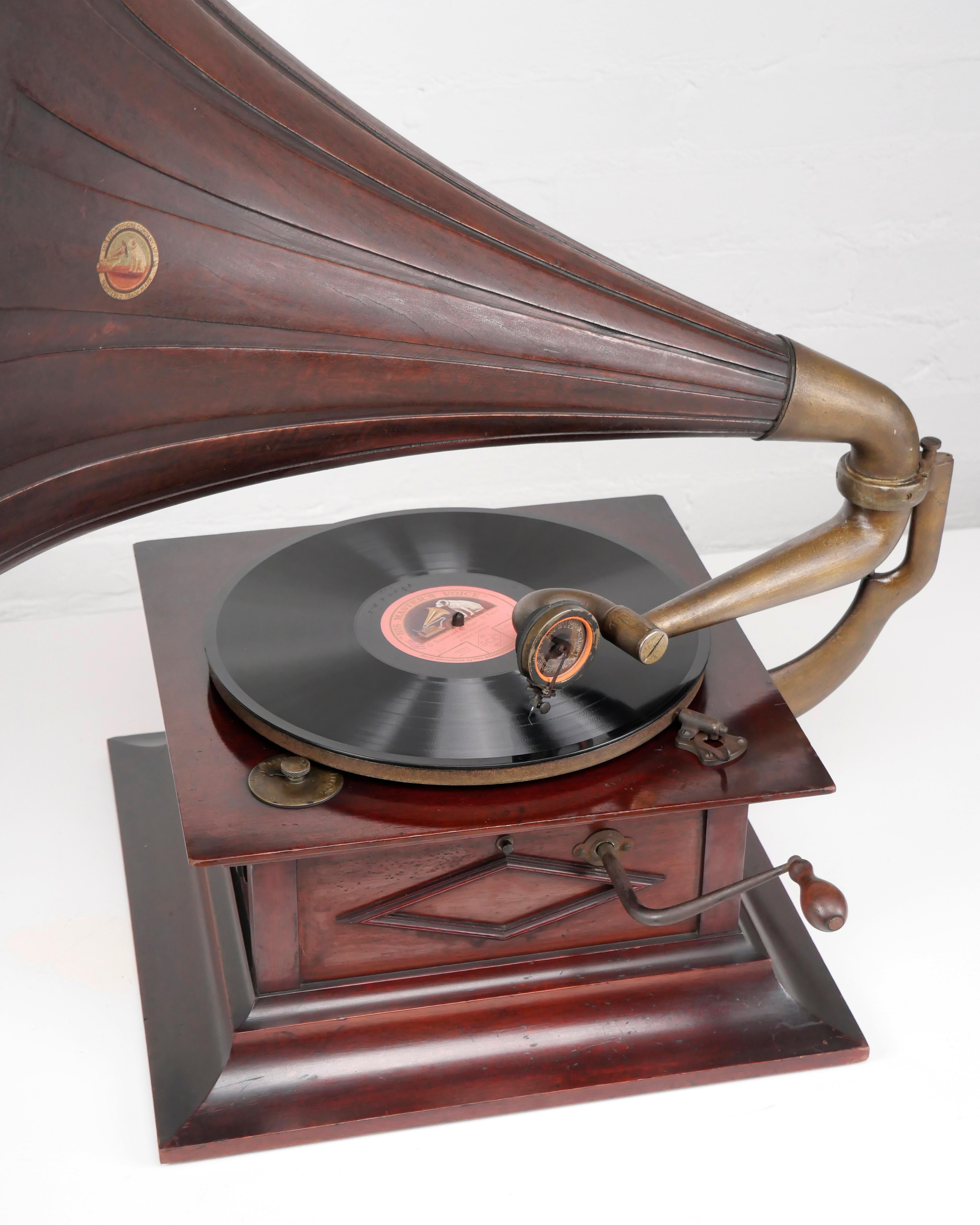 HMV Senior Monarch horn gramophone, phonograph, c. 1911, wooden horn, superb! 3