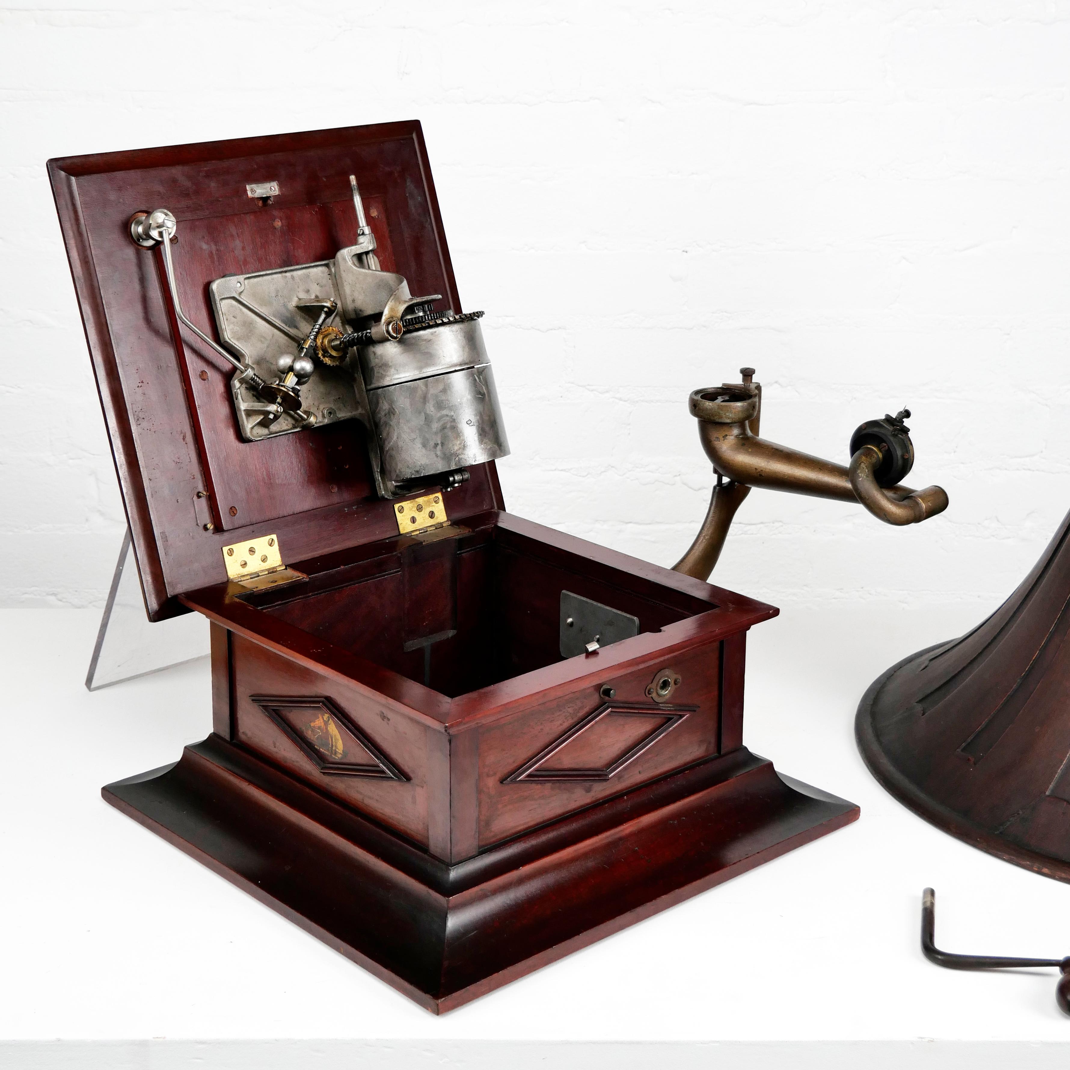 HMV Senior Monarch horn gramophone, phonograph, c. 1911, wooden horn, superb! 11