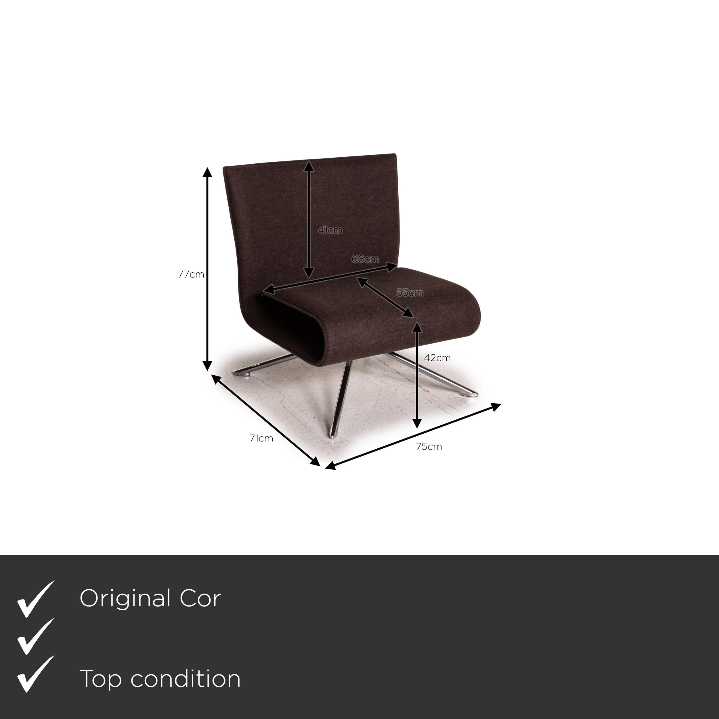 We present to you a HOB Easychair by VERTIJET for COR designer armchair, felt fabric, brown, molded.


 Product measurements in centimeters:
 

Depth: 71
Width: 75
Height: 77
Seat height: 42
Rest height:
Seat depth: 55
Seat width: