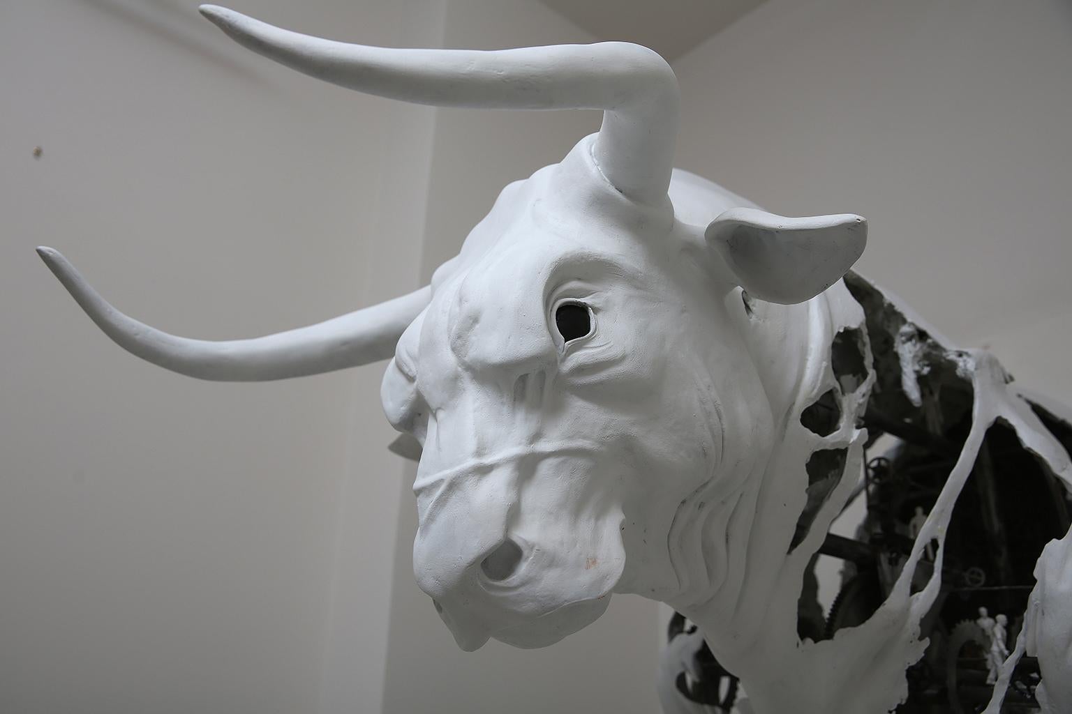 The Bull by Hobbes Vincent. White plaster and steel sculpture. Bull Bear Market 3