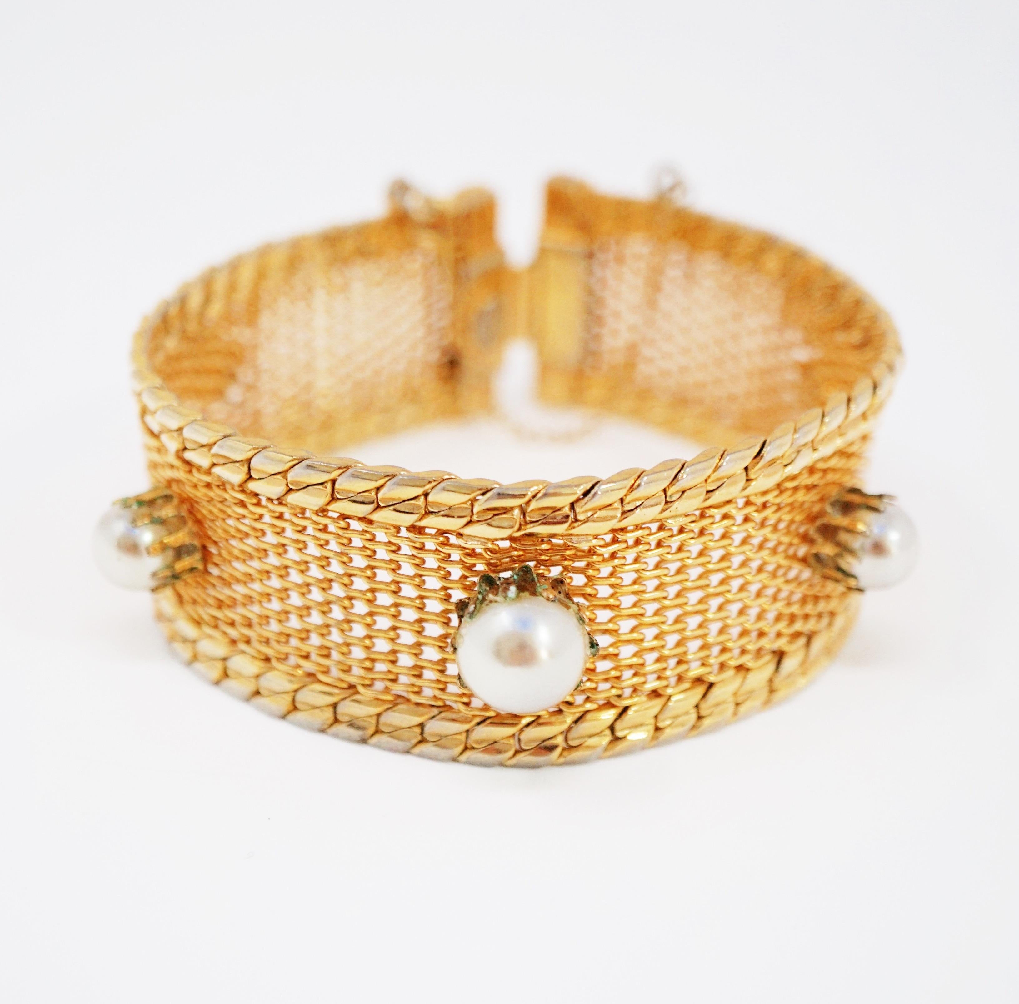 Hobé Mesh Cuff Bracelet with Graduating Pearl Accents, circa 1960, Signed In Good Condition In McKinney, TX