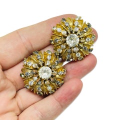 HOBE signed vintage gold tone rhinestone designer clip on earrings