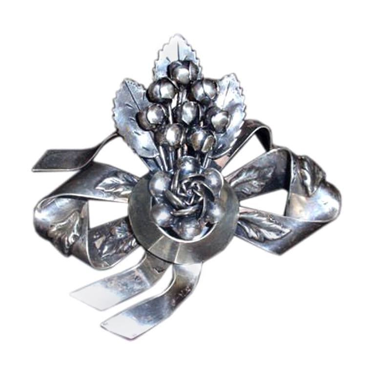 Hobe Sterling Silver Bow with Flowers Large Pin, Circa 1940's For Sale