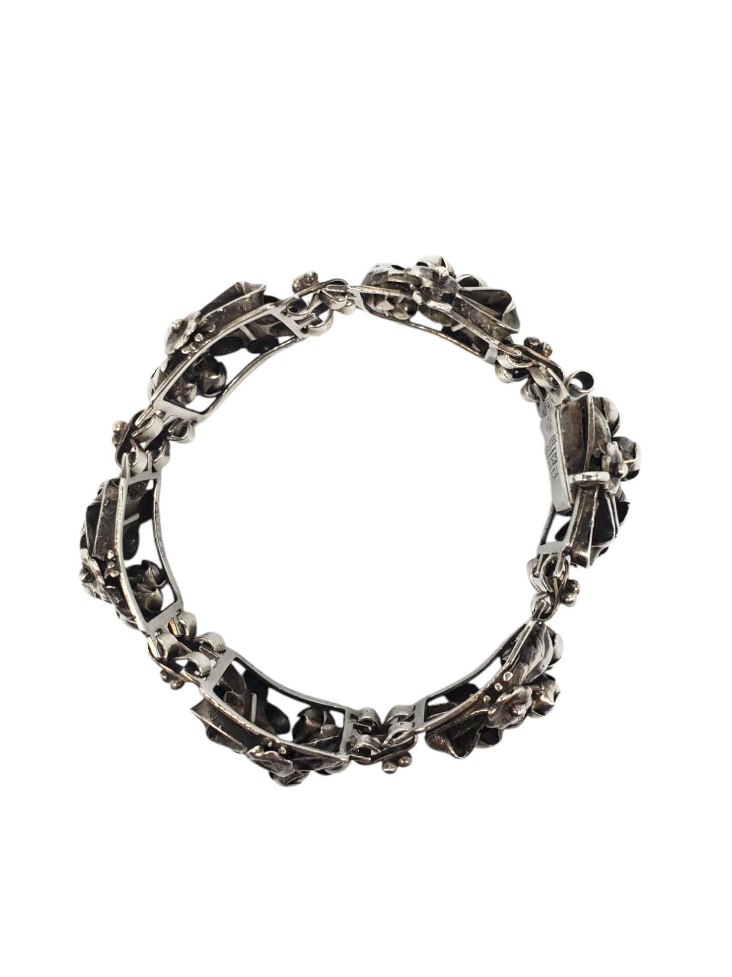A Silver Link Bracelet avec panneau floral #21543 Bon état - En vente à Washington Depot, CT