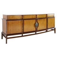 Hobey Helen Baker Crédence en noyer du milieu du siècle Commode Lowboy