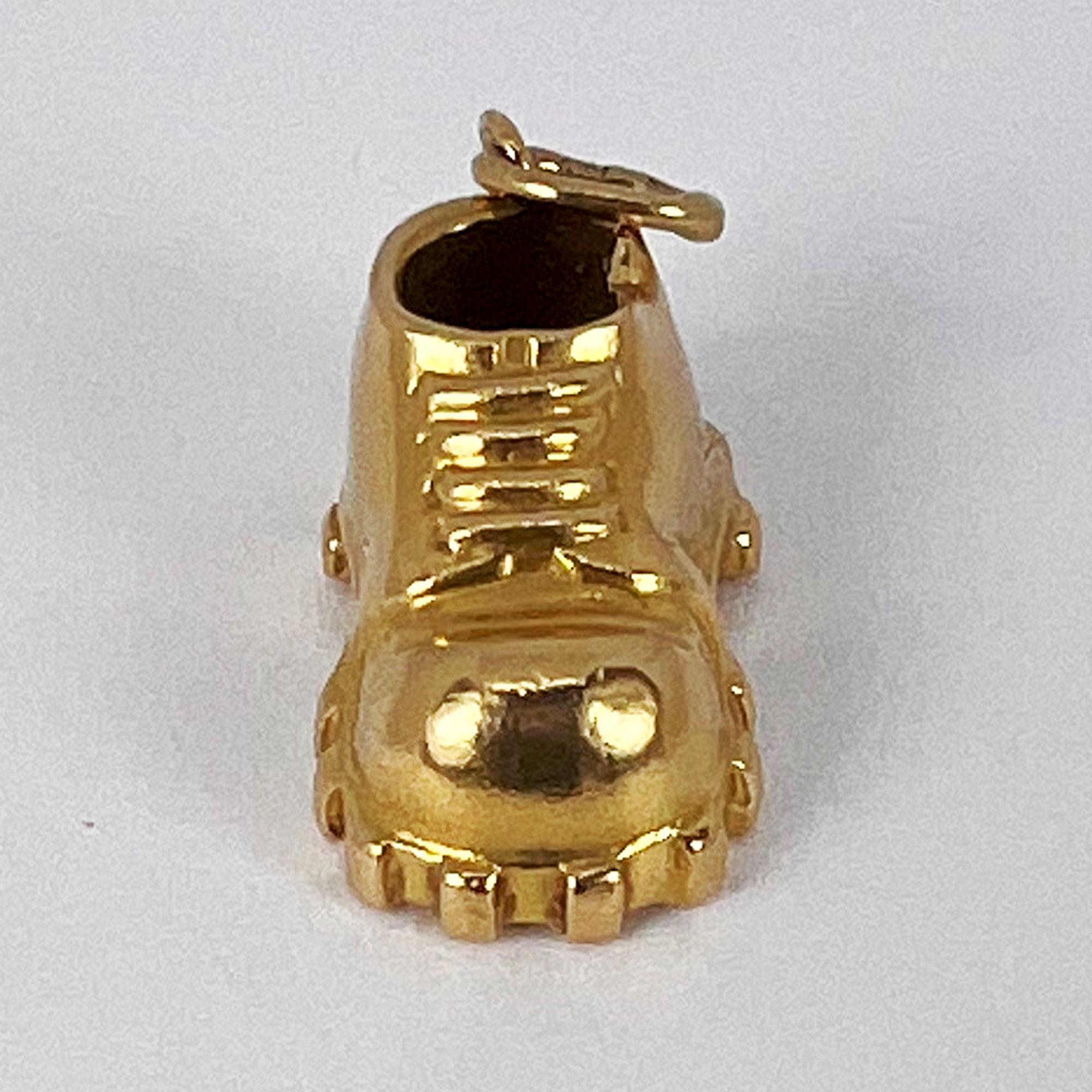 Hobnail Shoe 18K Yellow Gold Charm Pendant For Sale 9