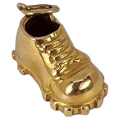 Hobnail Shoe 18K Yellow Gold Charm Pendant