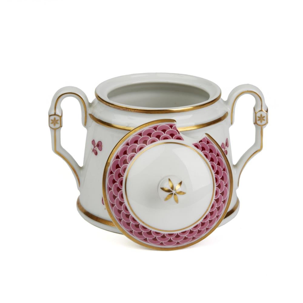 Porcelaine Höchst Classic Porcelain Pink Design Coffee Set 20TH CENTURY DESIGN en vente