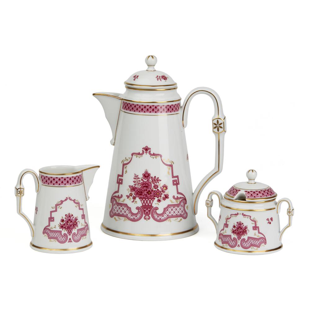 Höchst Classic Porcelain Pink Design Kaffeeservice 20. Jahrhundert (Porzellan) im Angebot