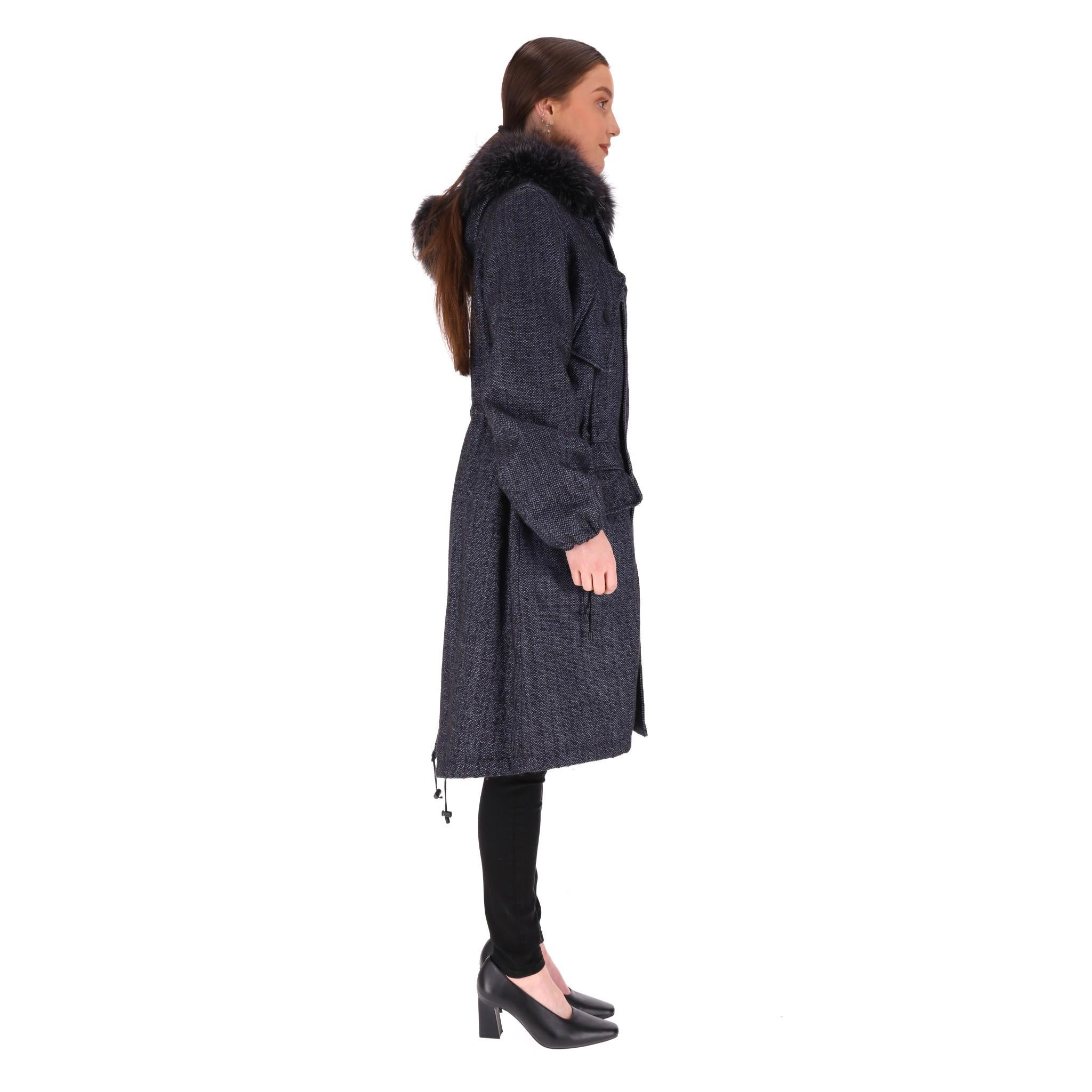 Nero Hockley Saga Furs Cappotto in tweed con bordo in pelliccia di volpe e coniglio in vendita