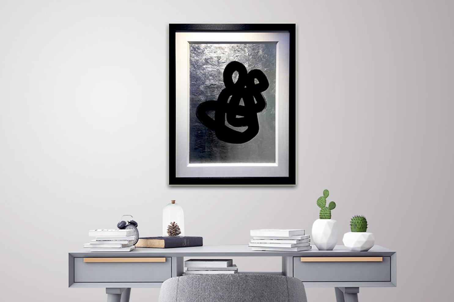 Love by Hock Tee Tan Modern Abstract Silver feuille, peinture figurative à l'encre noire - Painting de Hocktee Tan