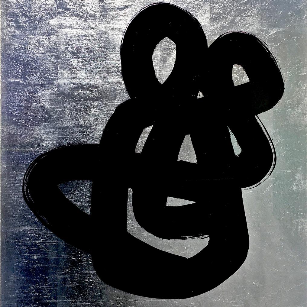 Hock Tee Tan est né en Malaisie et a étudié les beaux-arts à l'Académie des beaux-arts de Nanyang à Singapour.
Il s'est installé à Londres en 1976 et travaille depuis lors comme artiste.
Il utilise des pastels à l'huile, de l'encre de Chine et des