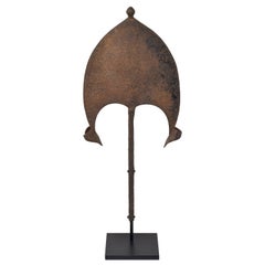 Moneta di ferro a forma di acca "Mbili Ngbaka", Ngbaka, D. A. Congo