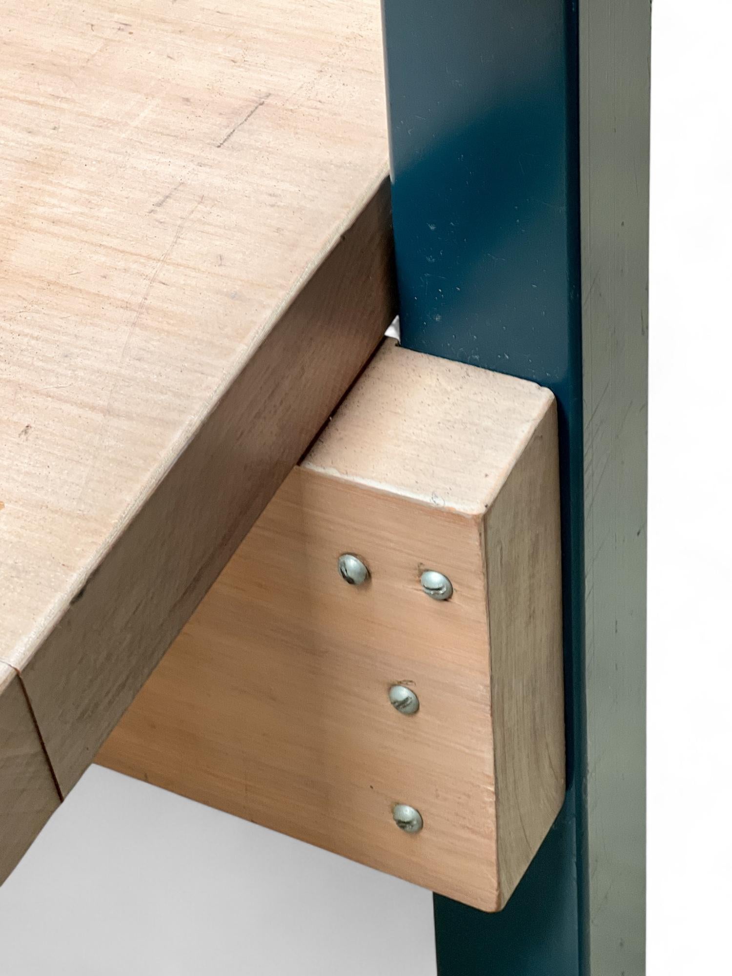 Hoeksteen Pew de Gerrit Thomas Rietveld, 1963 Acero en venta