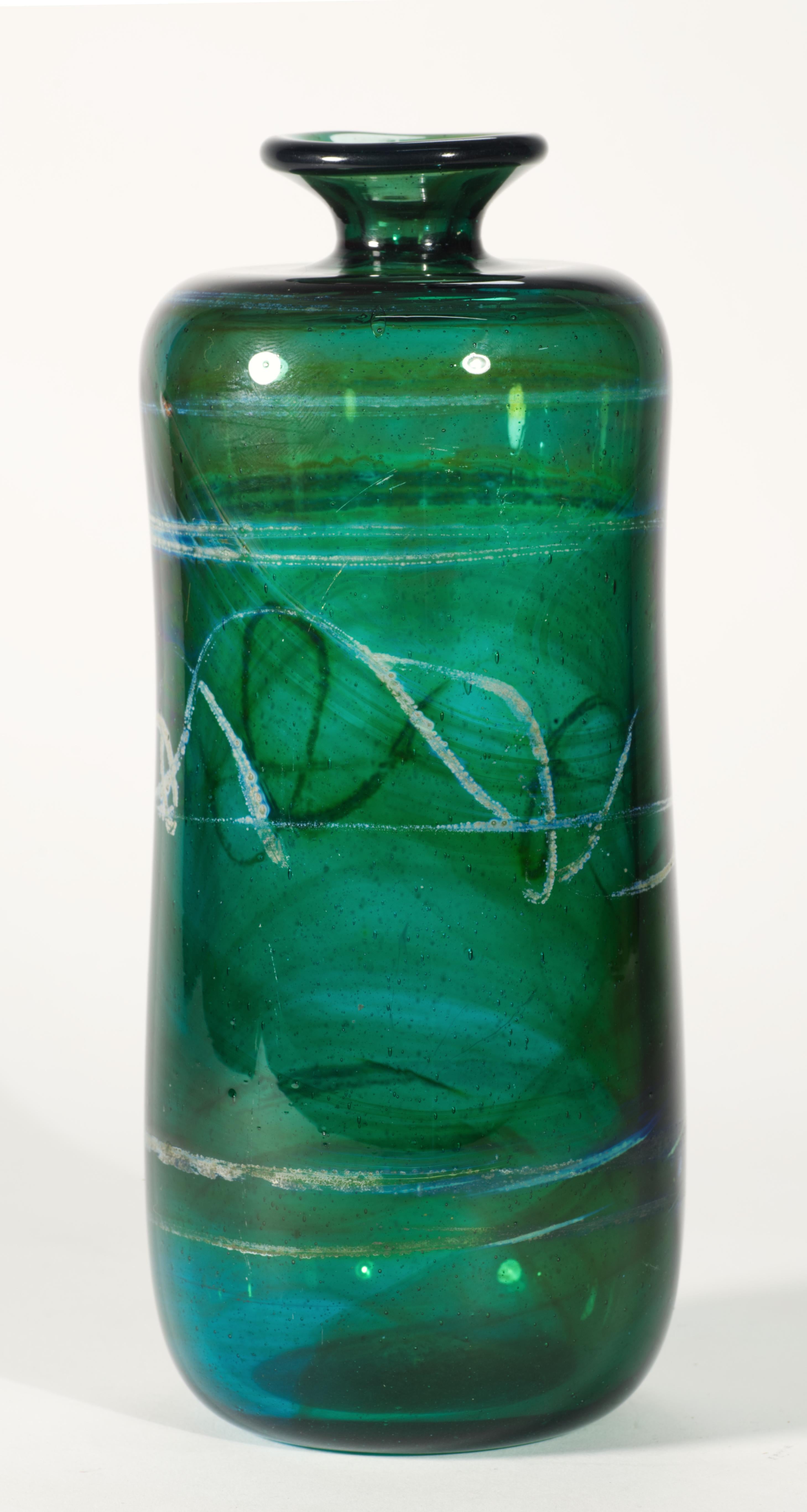Vaso Hoffman Green, vetro da studio americano, 1973 In condizioni buone in vendita a Clifton Springs, NY