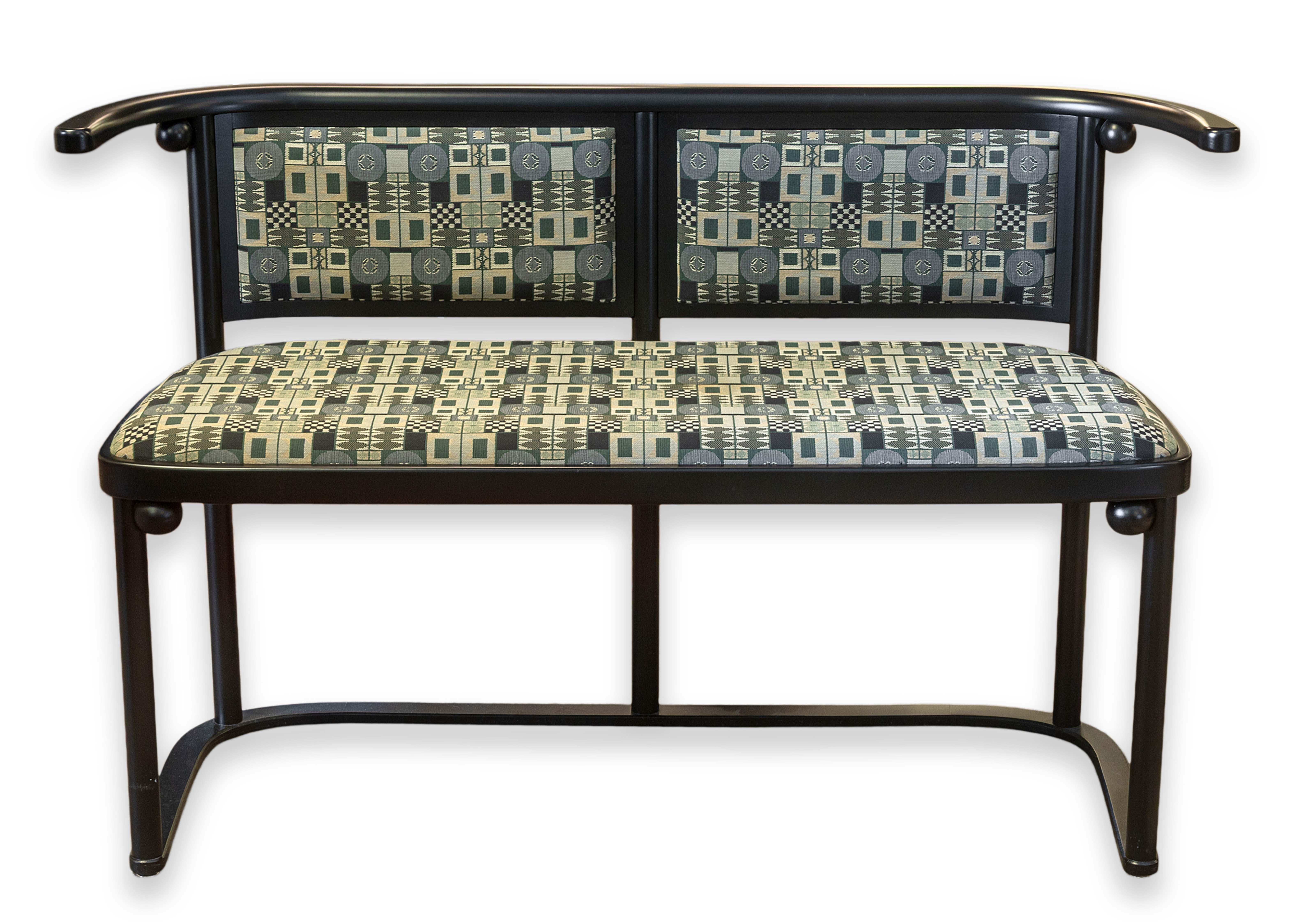 Hoffmann for Wittmann Austria Banco de centro tapizado en madera y metal negro en venta 4