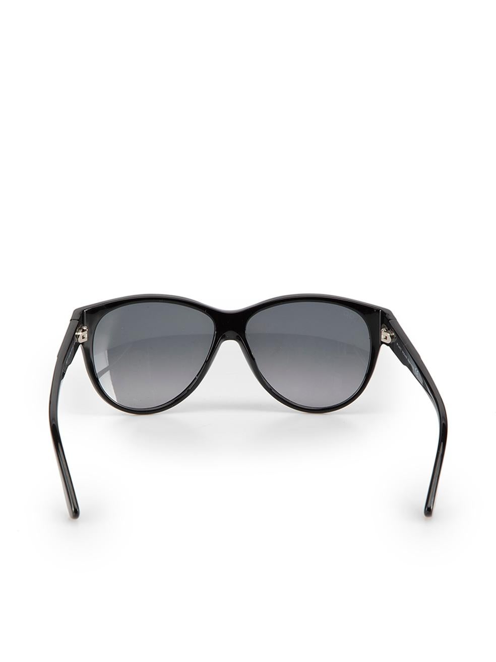 Hogan Black Aviator Grey Lenses Sunglasses In Good Condition For Sale In London, GB