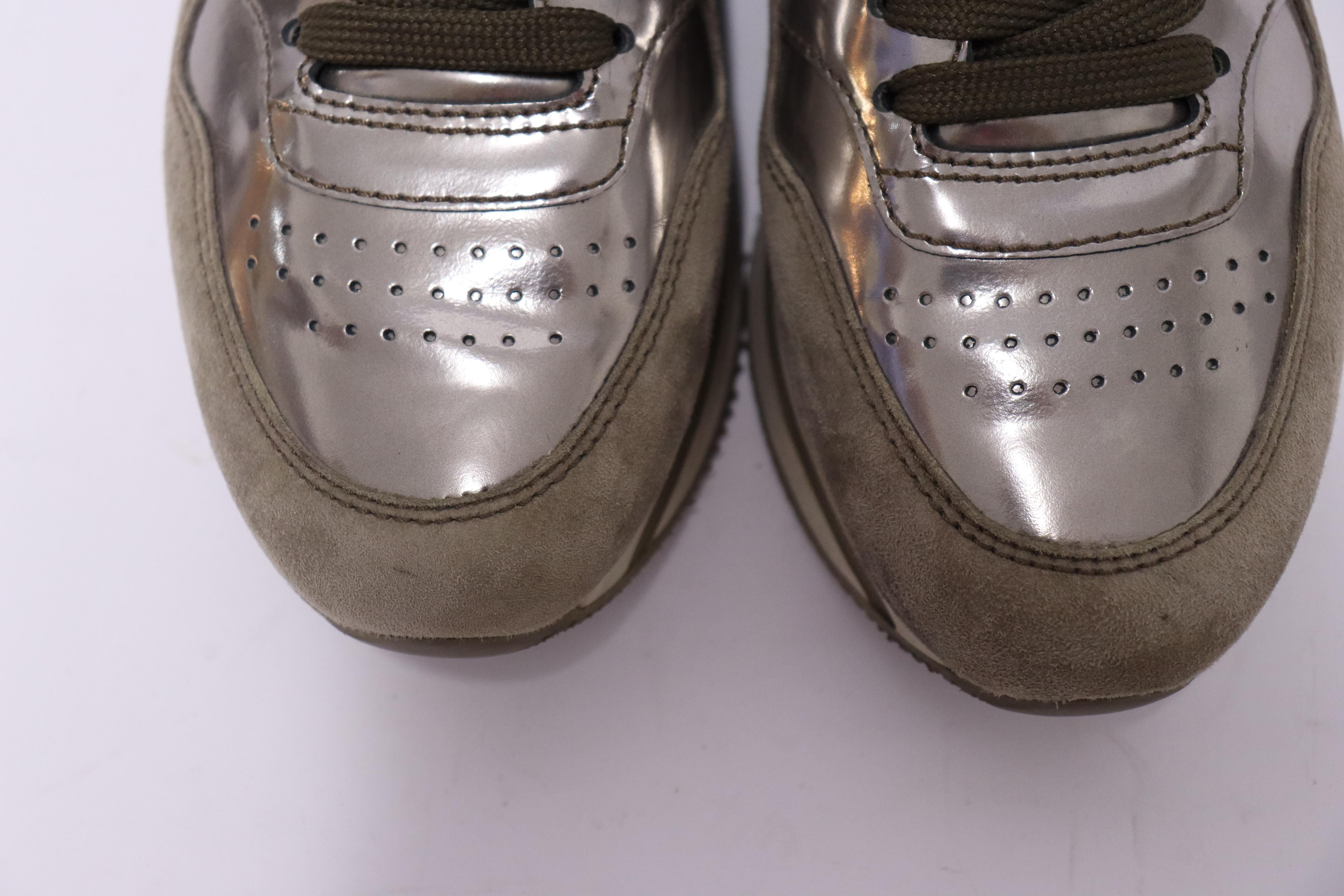 Hogan EU 37 Grey Metallic Patent Leather Sneakers For Sale 1