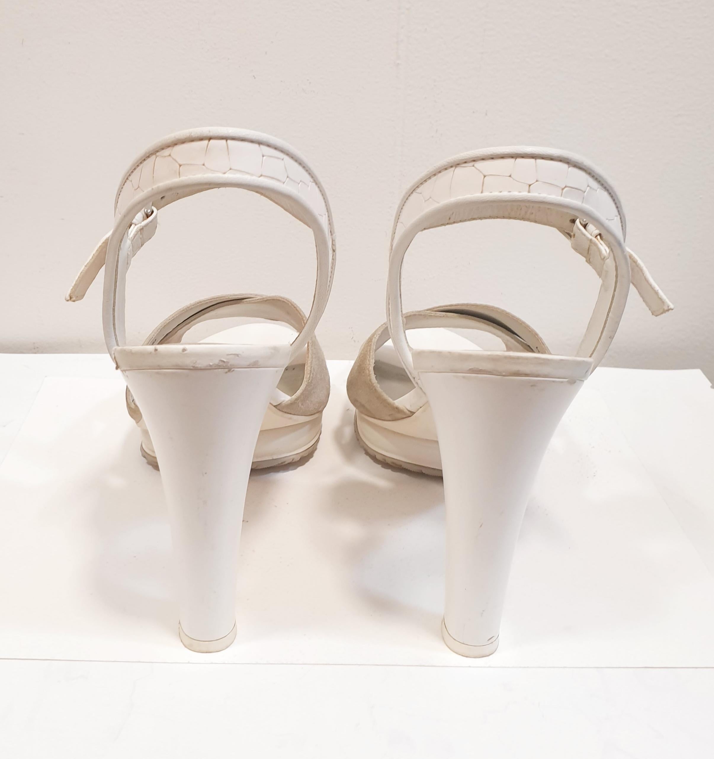 Hogan Leather and Suede White Sandals In Good Condition For Sale In  Bilbao, ES