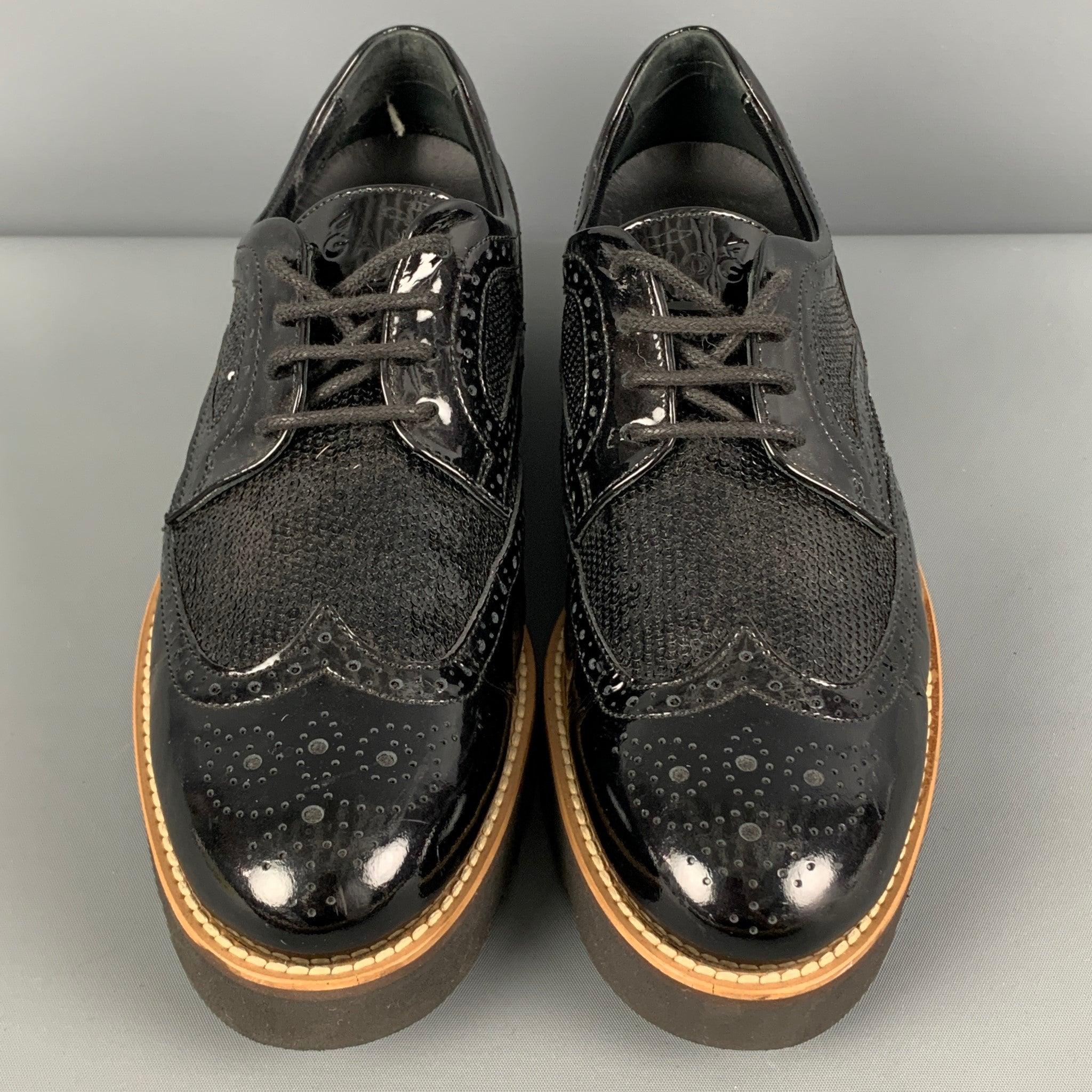 Women's HOGAN Size 7.5 Black Perforated Patent Leather Wingtip Lace Up Shoes For Sale