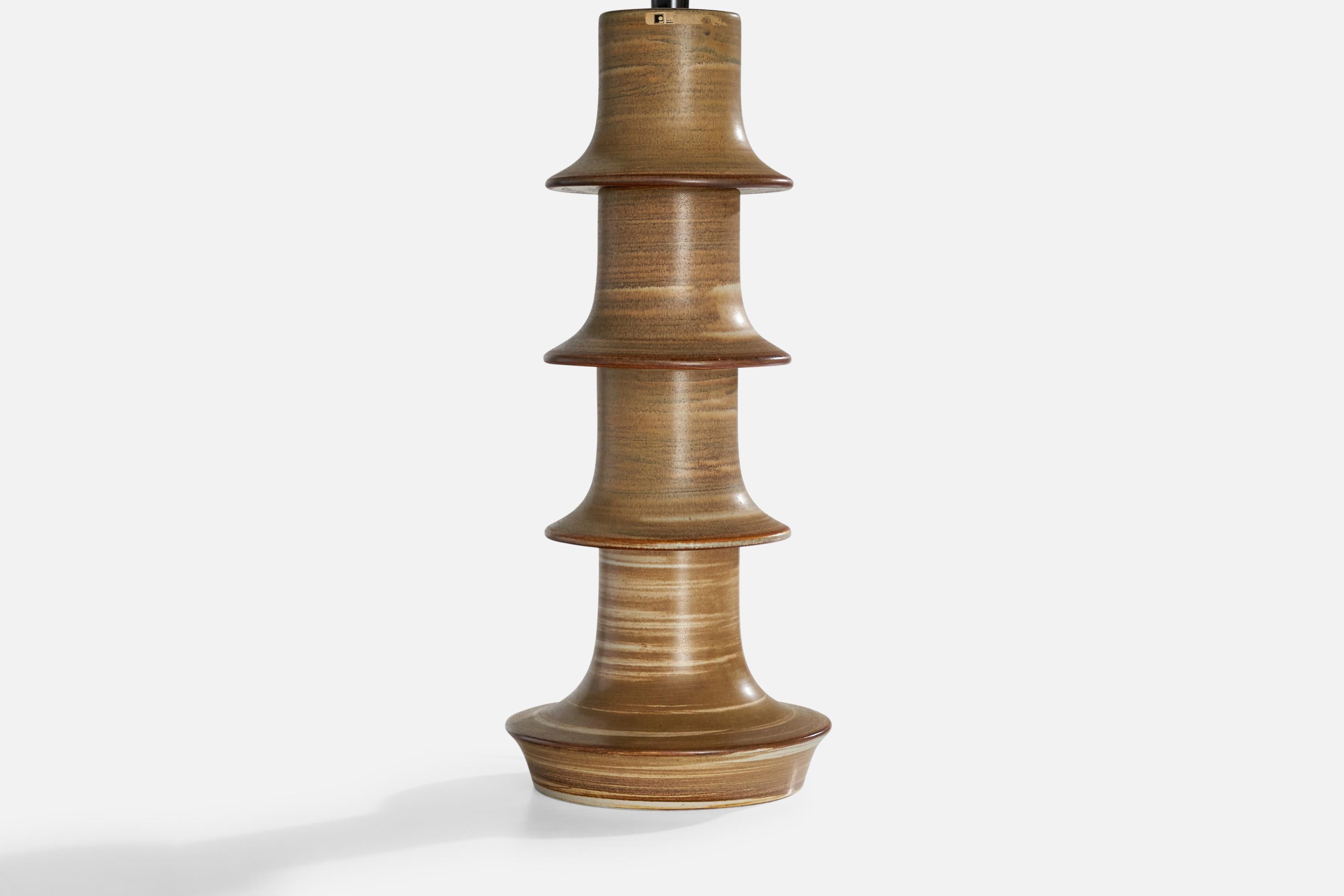 Höganäs Keramik, Tischlampen, Steingut, Schweden, 1960er Jahre (Mitte des 20. Jahrhunderts) im Angebot