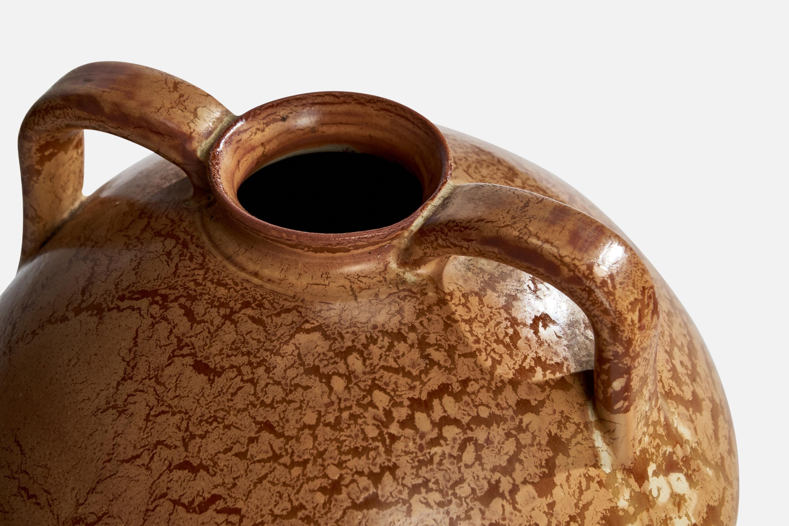 Höganäs Keramik, Vase, Ceramic, Sweden, 1940s In Good Condition For Sale In High Point, NC