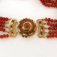 HIGH VICTORIAN Coral bead necklace with 14k gold lock 40 cm long 92.8 grams