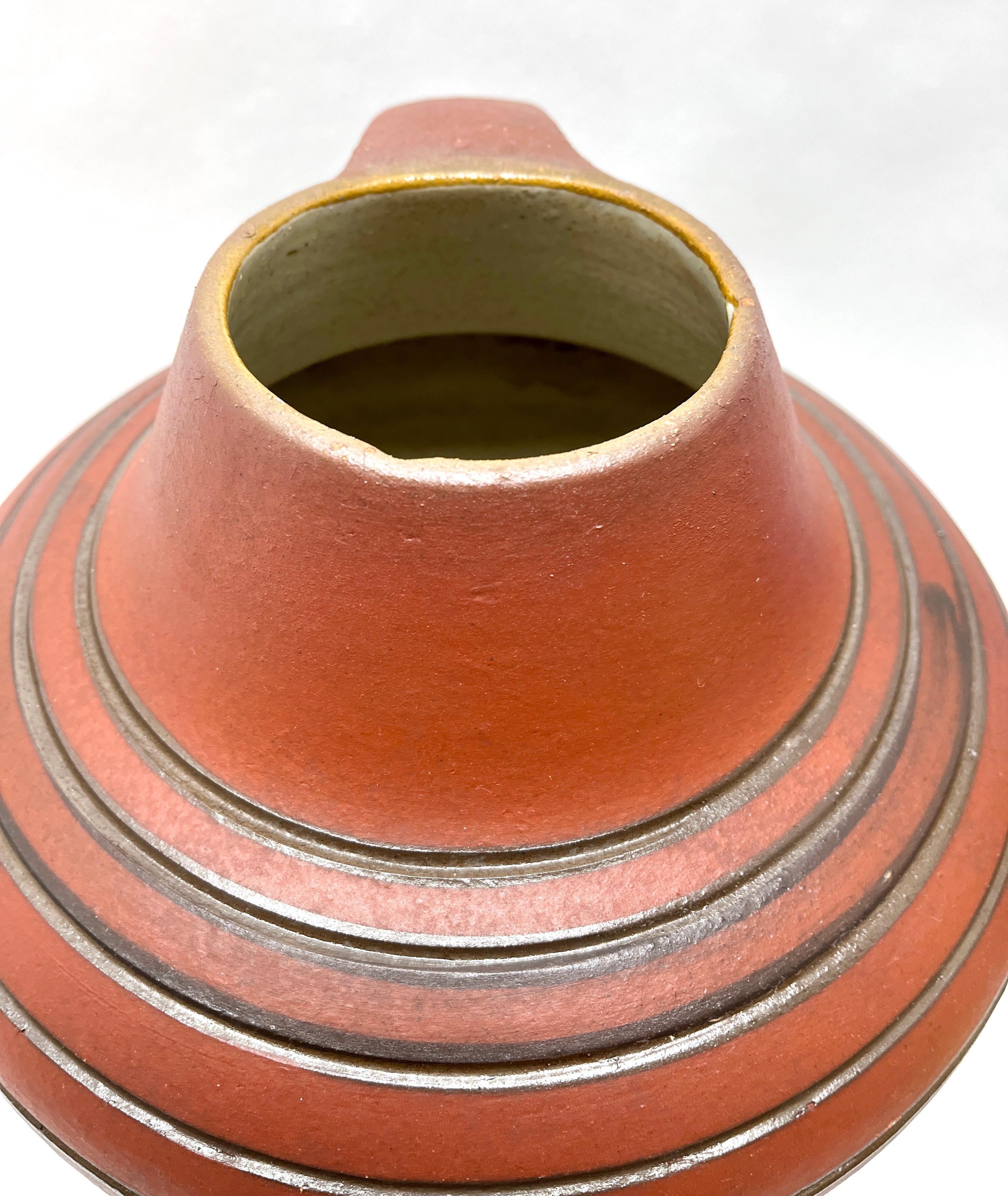 Höhr Vintage, Keramikvase mit Henkel Markiert 741/24 W Deutschland  (Mitte des 20. Jahrhunderts) im Angebot