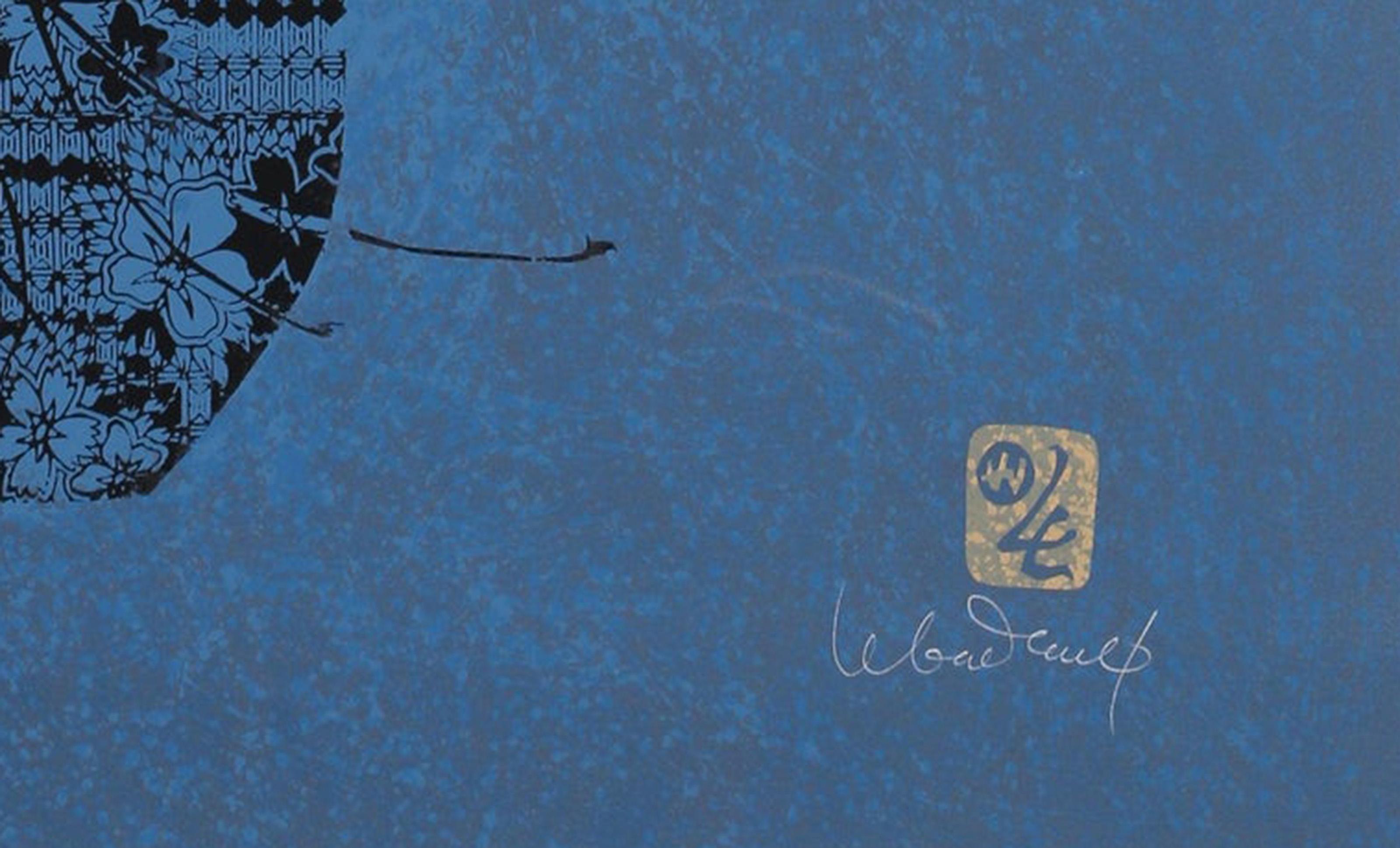 Vase auf blauem, abstrakt-expressionistischem Siebdruck von Hoi Lebadang im Angebot 2