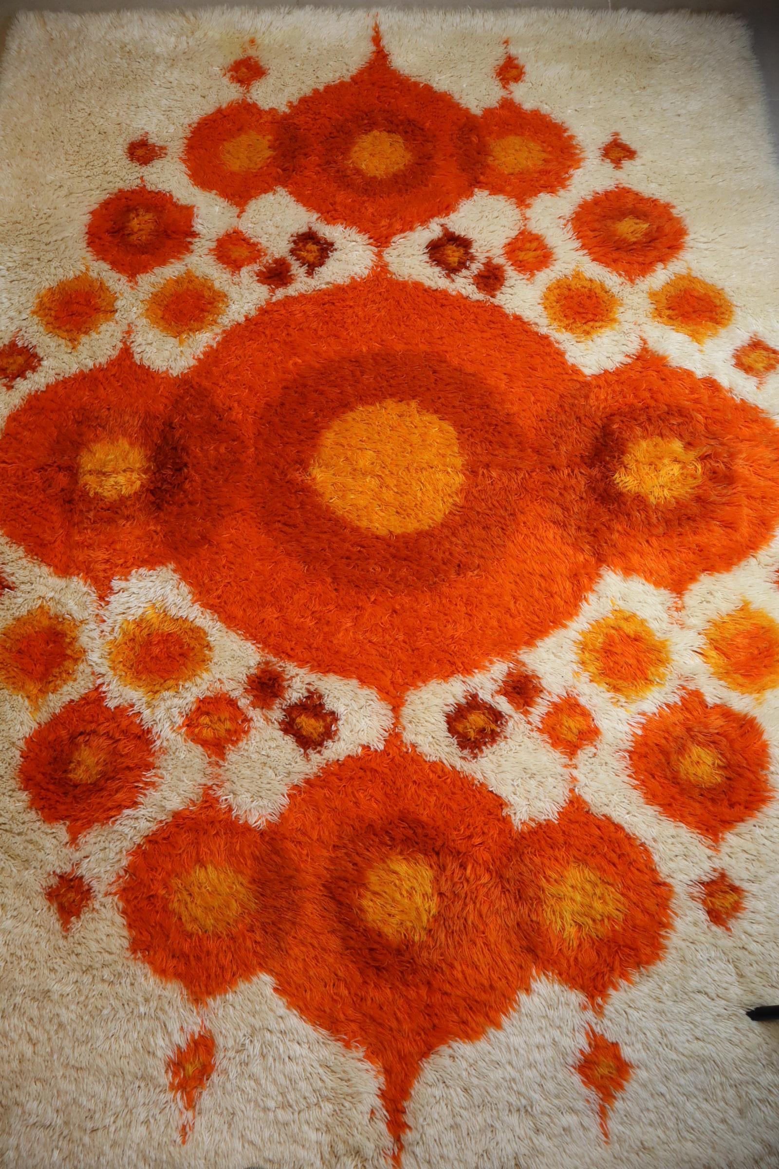 Mid-Century Modern Hojer Eksport mid-century wool carpet: 