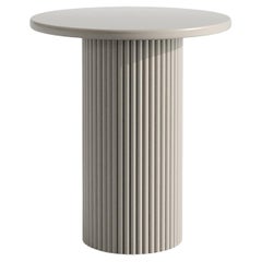 HOLA Grauer kleiner Couchtisch von Hermhaus