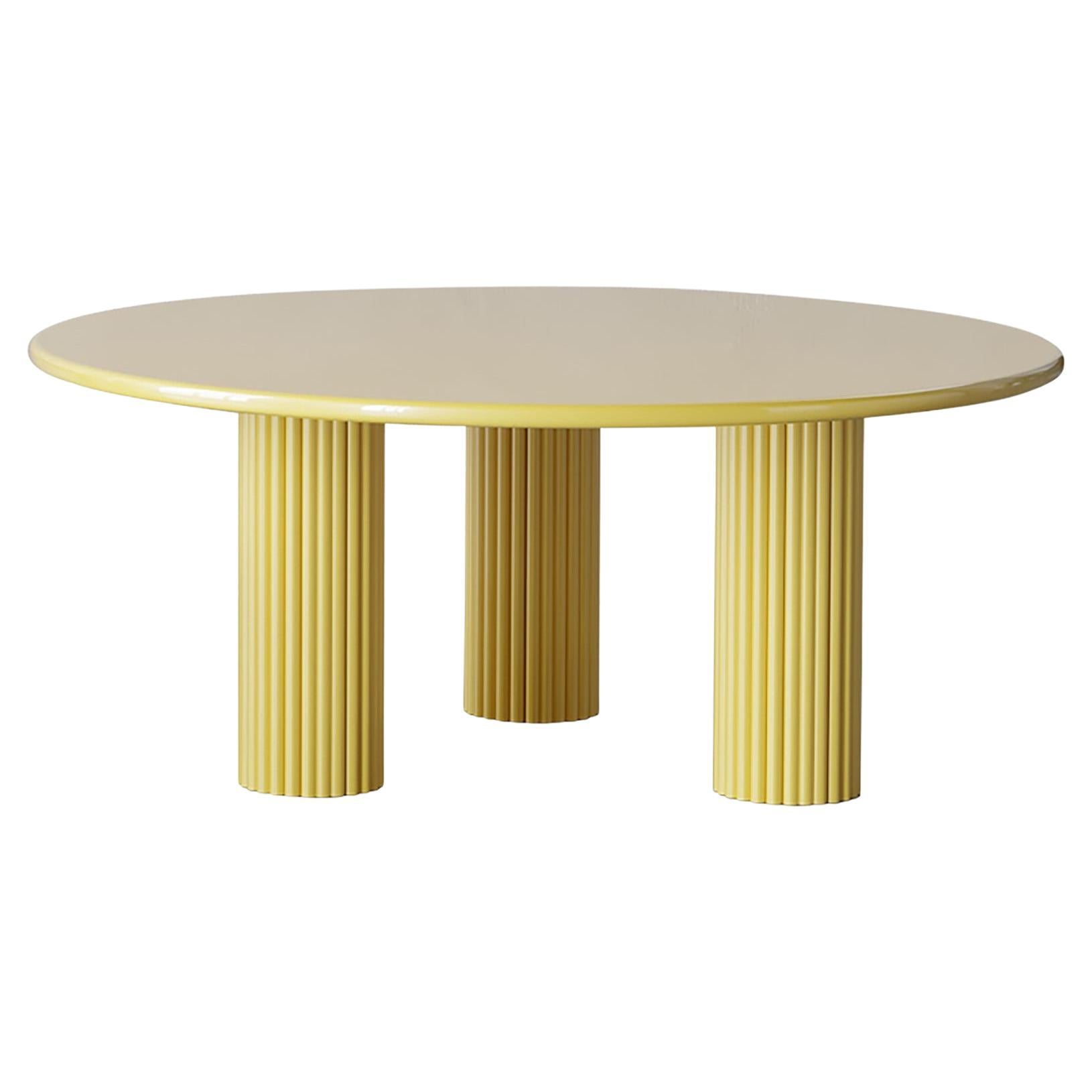 HOLA Gelber Couchtisch von Hermhaus