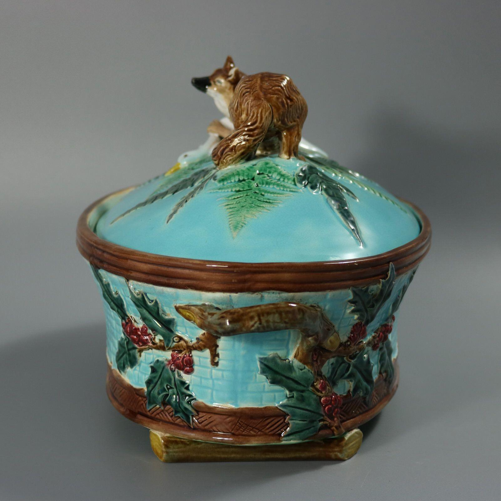 Holdcroft Majolica Fox And Goose Game Pie Dish In Good Condition For Sale In Chelmsford, Essex