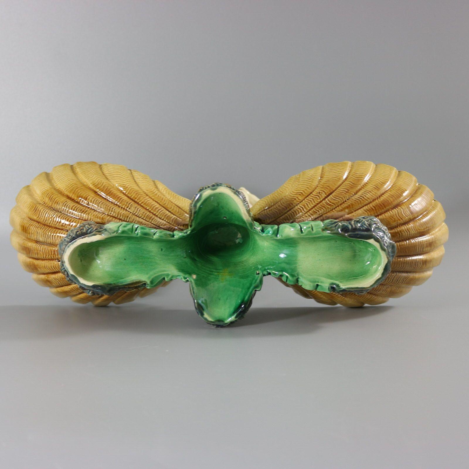 Holdcroft Majolica Putto and Shells Dish en vente 7