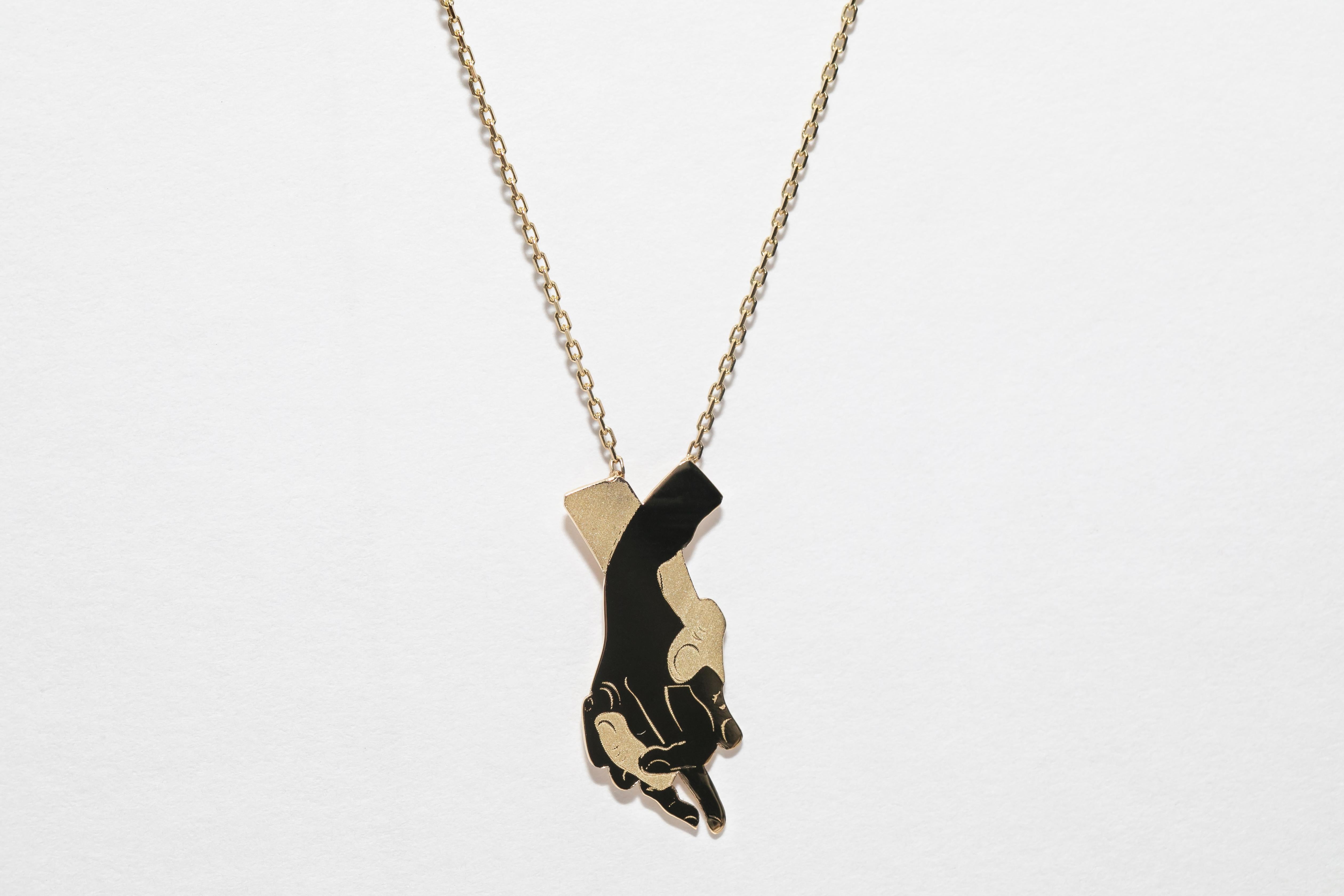 Holding Hands Pendant necklace  In New Condition For Sale In New York, NY