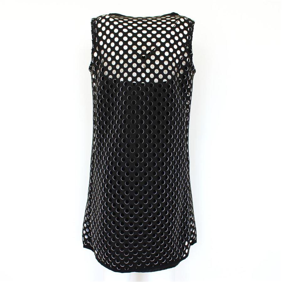 Mixed textile neoprene Black color Transparent holes With undervest Sleeveless Total lenght (shoulder/hem) cm 85 (37.7 inches)
